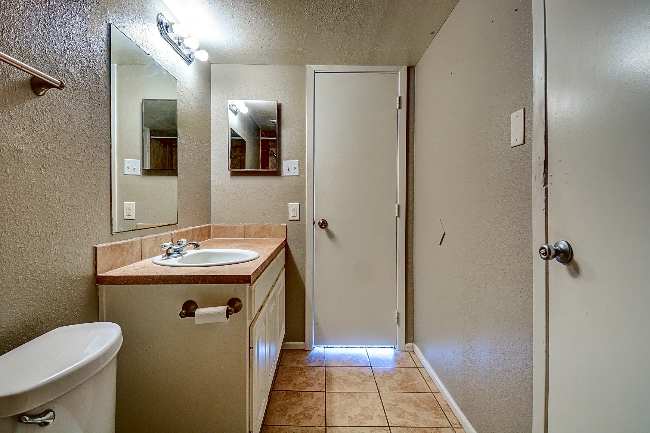 Wildwood Terrace Apartments 2201 Westwood Dr Odessa, TX Apartments