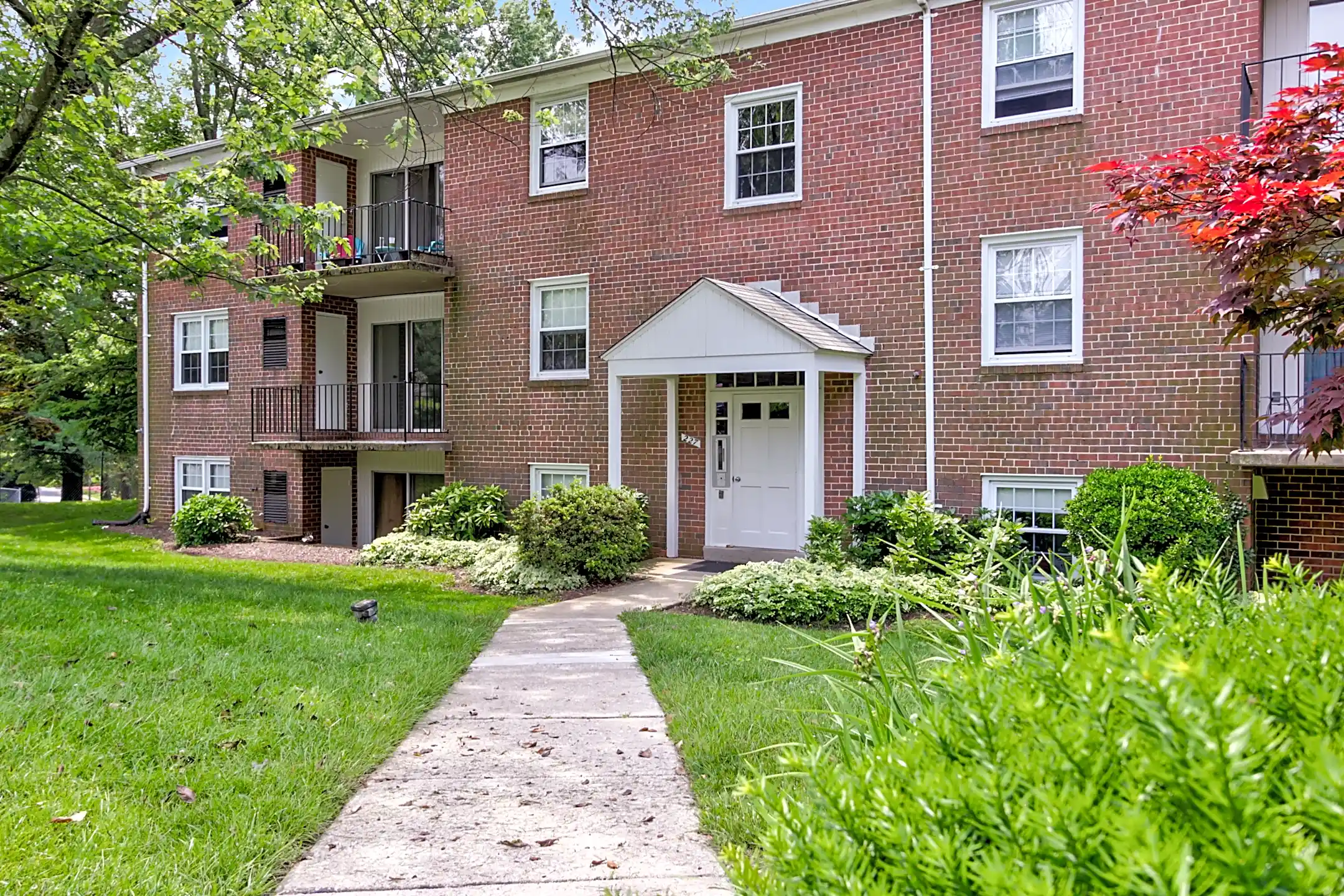 Homeland Gardens Apartment 221 E Northern Pkwy Baltimore, MD