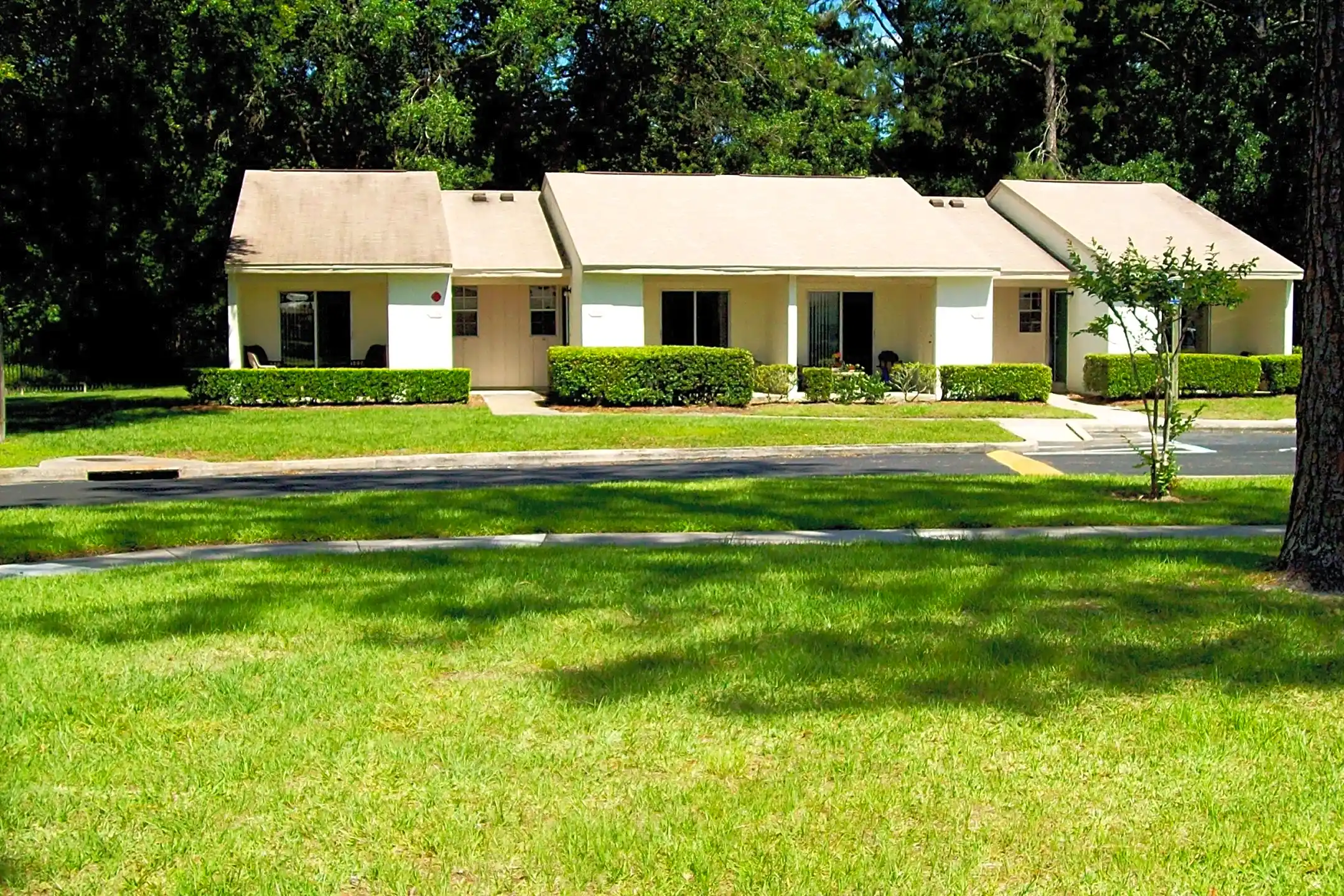 Lake Butler 1005 SW Sixth St. Lake Butler, FL Apartments for Rent