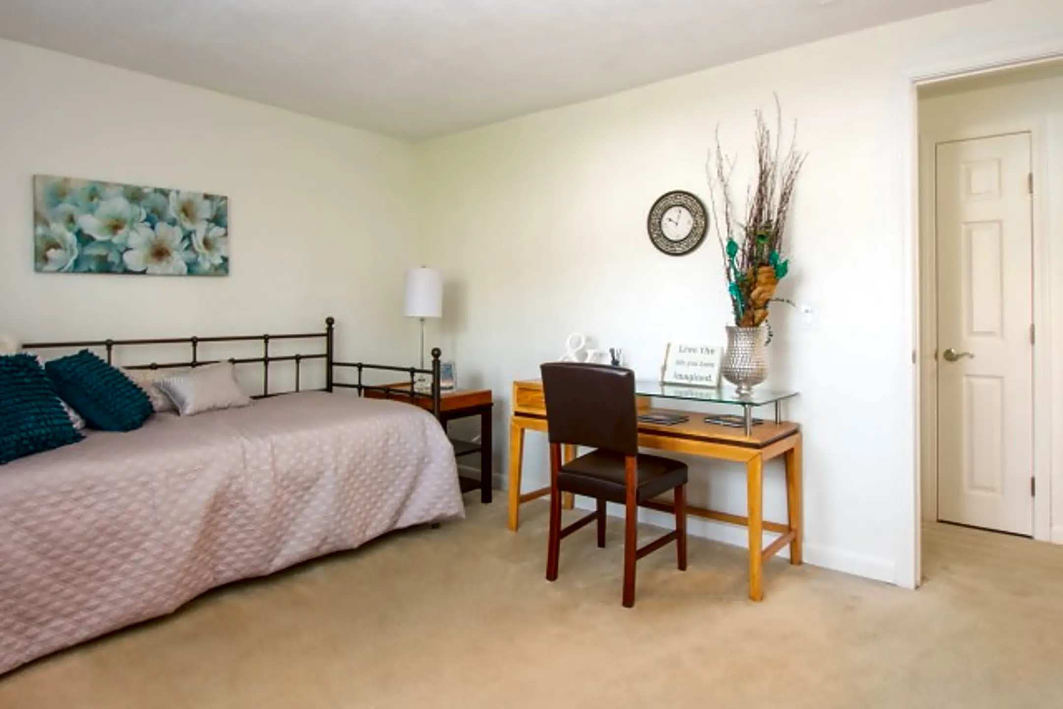 Woodview At Randolph Randolph, MA 02368