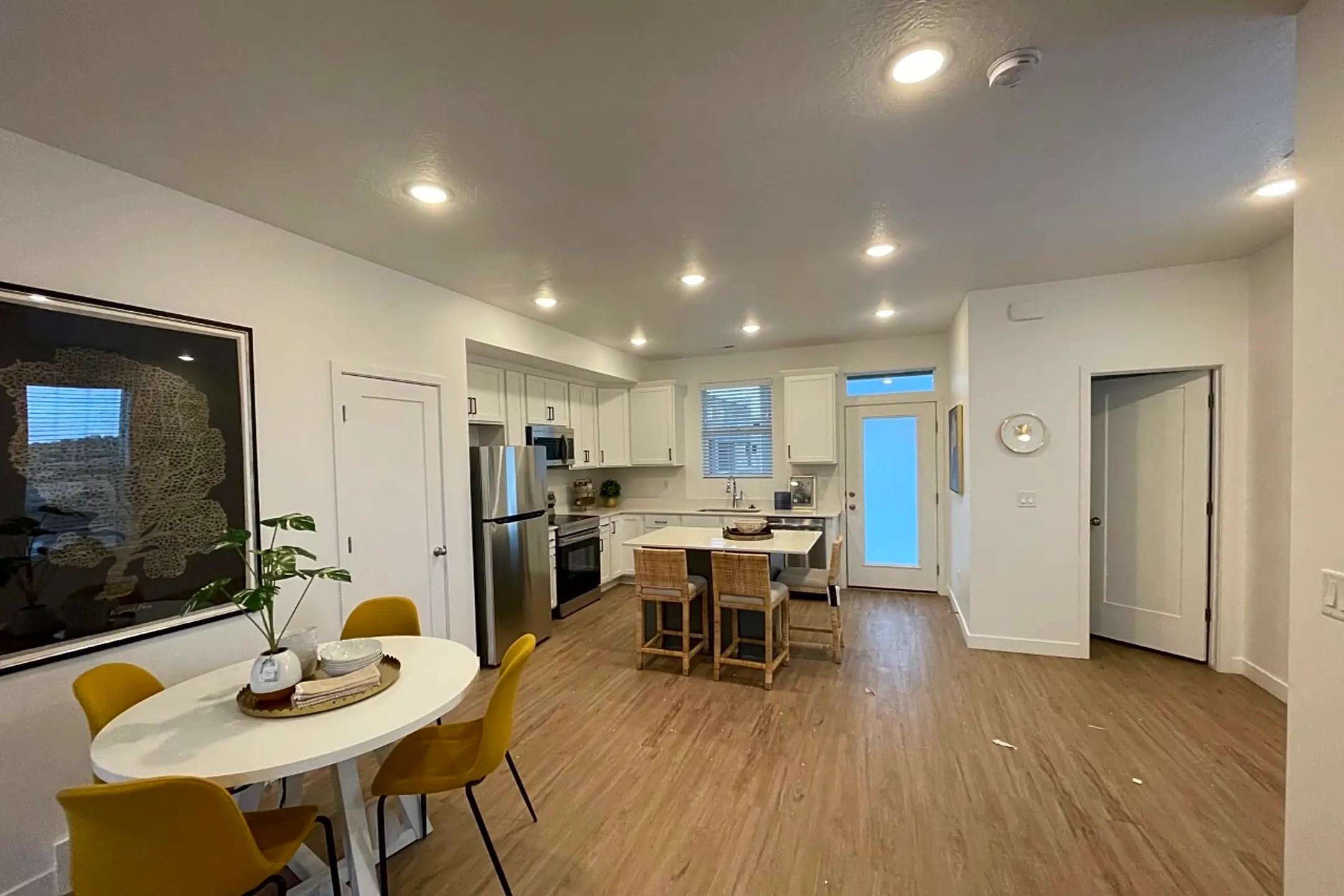 Station Parkway Townhomes Farmington, UT 84025