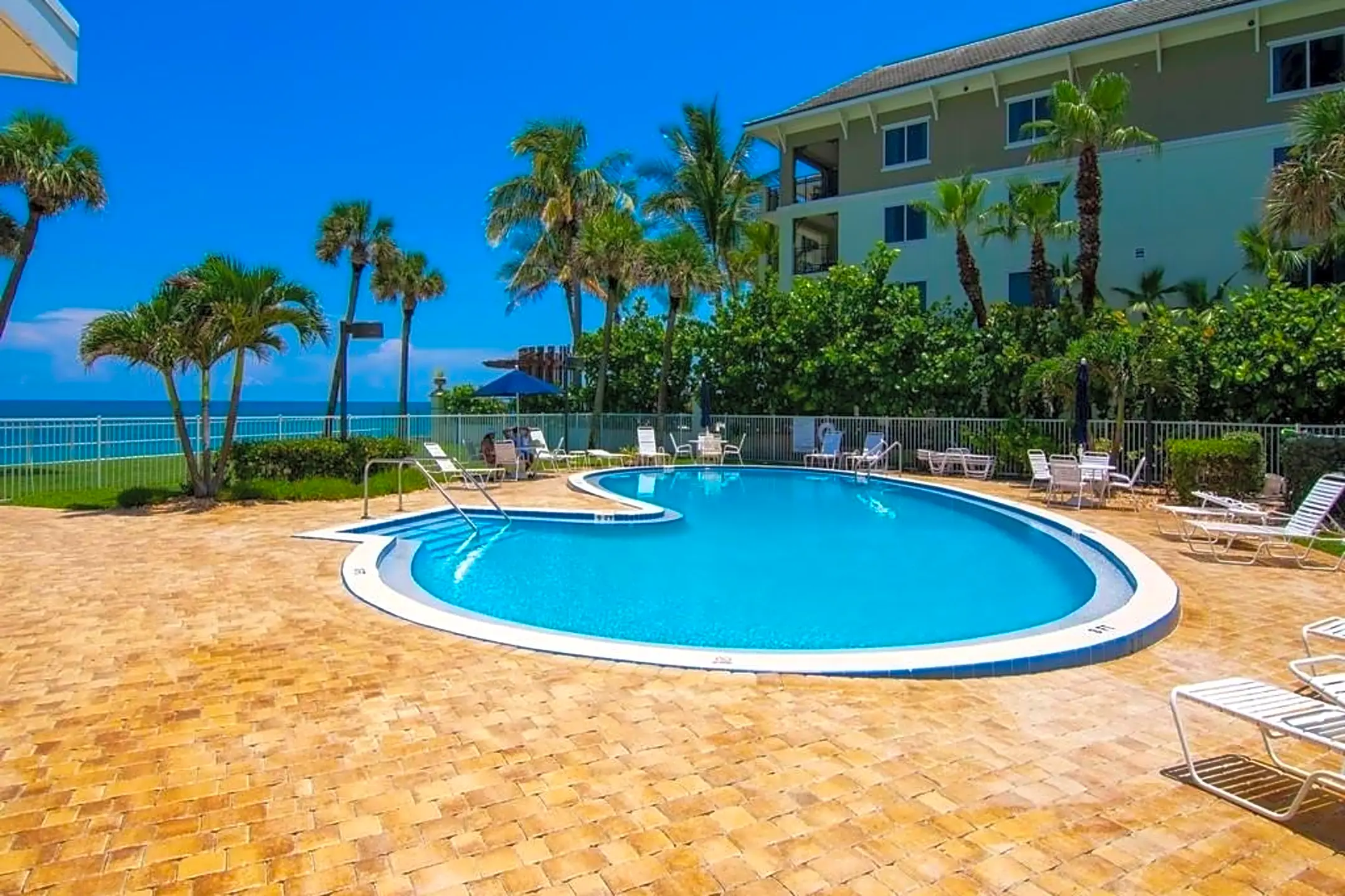 Pool - 3554 Ocean Dr #1003S - Vero Beach, FL