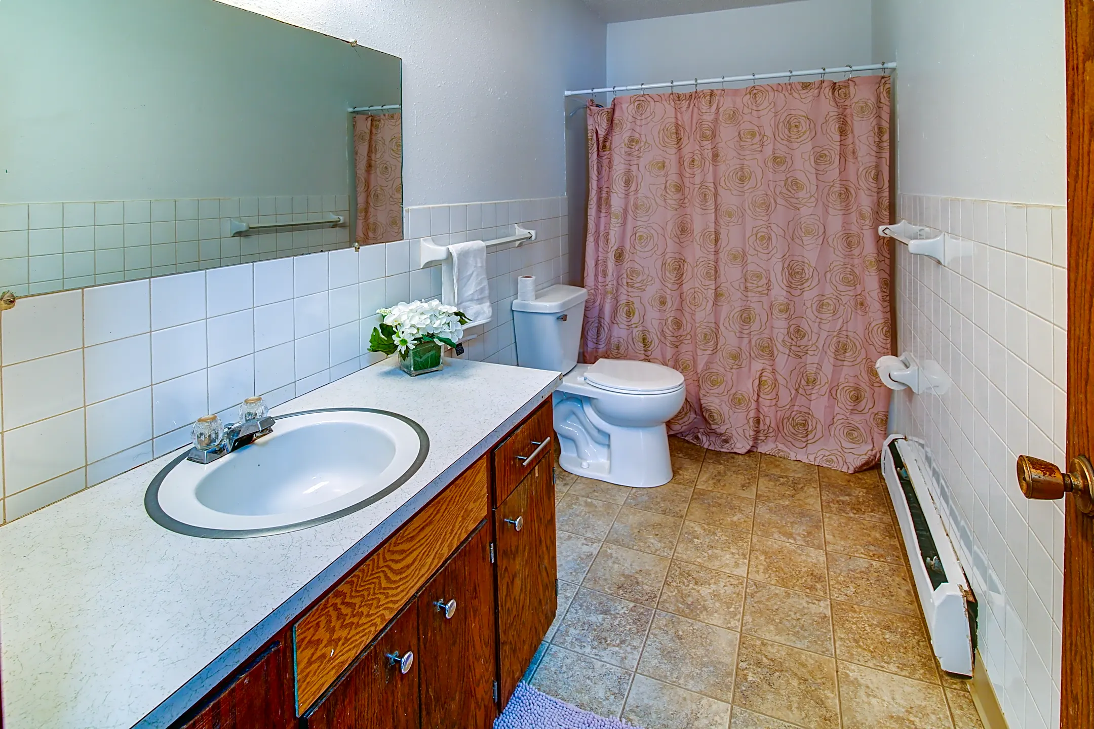 Bathroom - Northridge Apartments - Jamestown, ND