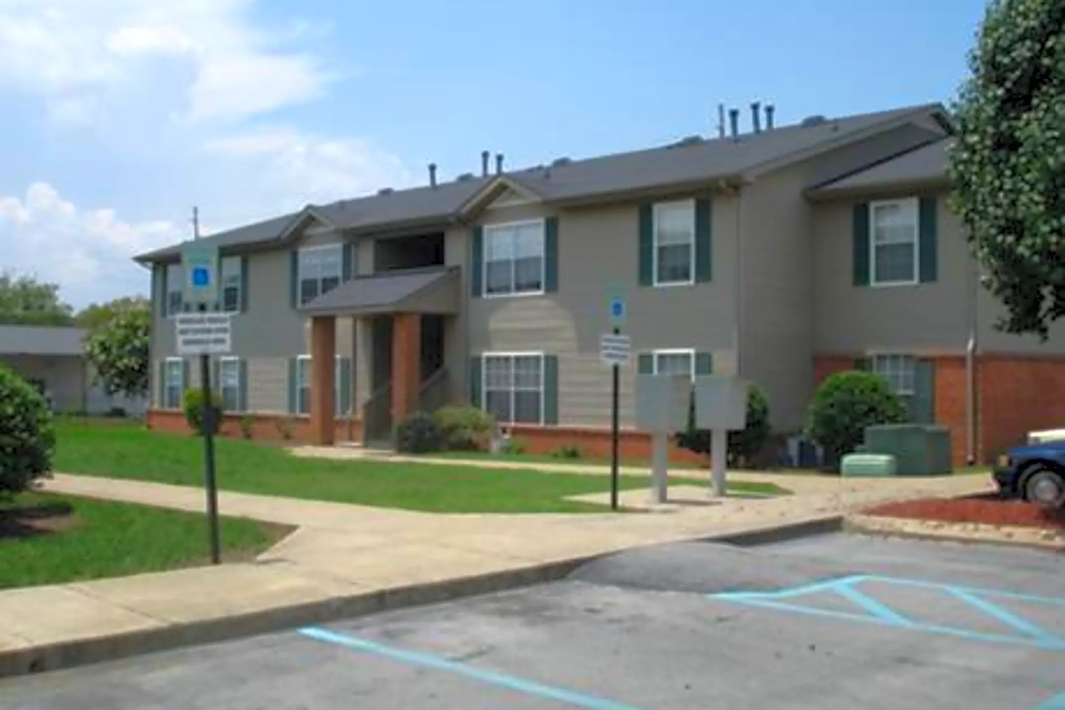 Dodson Avenue Apartments 457 Dodson Ave Chattanooga, TN Apartments