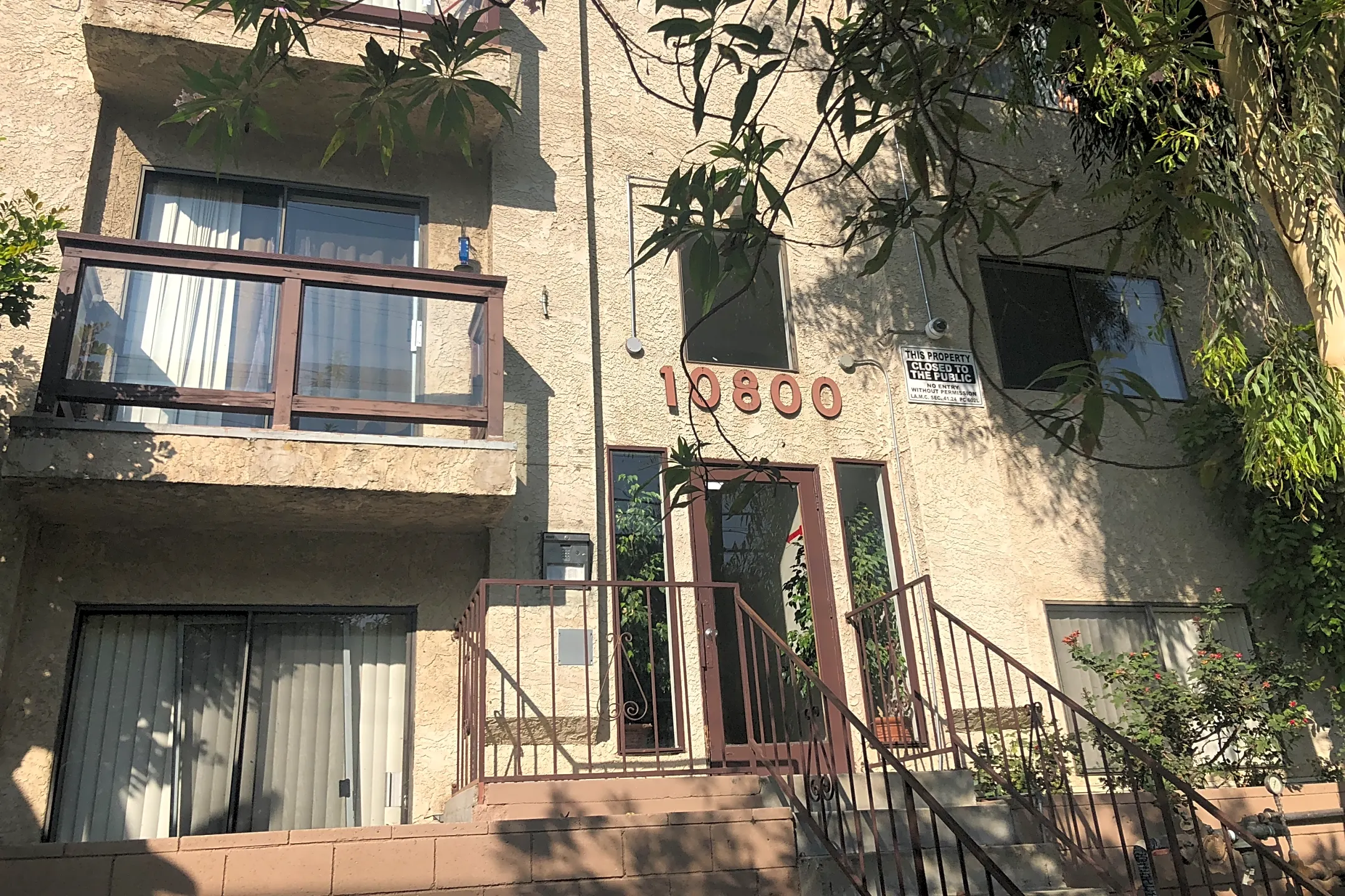 Lake View 10800 Glenoaks Blvd Pacoima, CA Apartments for Rent Rent.