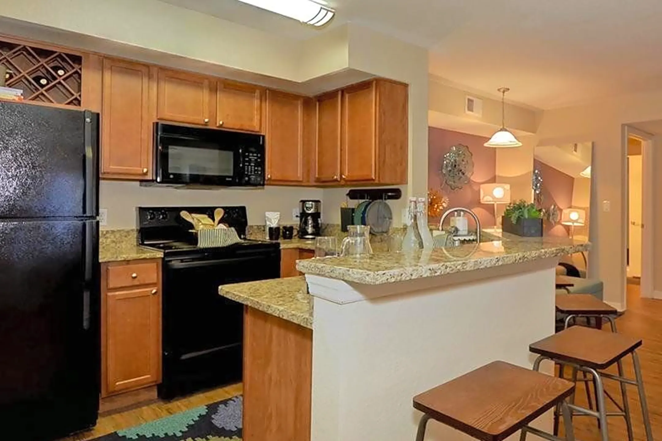 Providence Lakes Apartments - 1702 Chapel Tree Cir | Brandon, FL ...