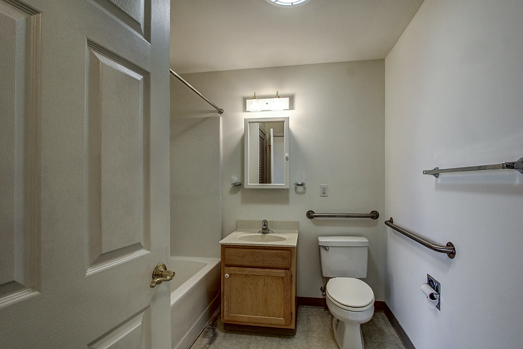 Cayuga View Apartments 201 Cypress Ct Ithaca, NY Apartments for