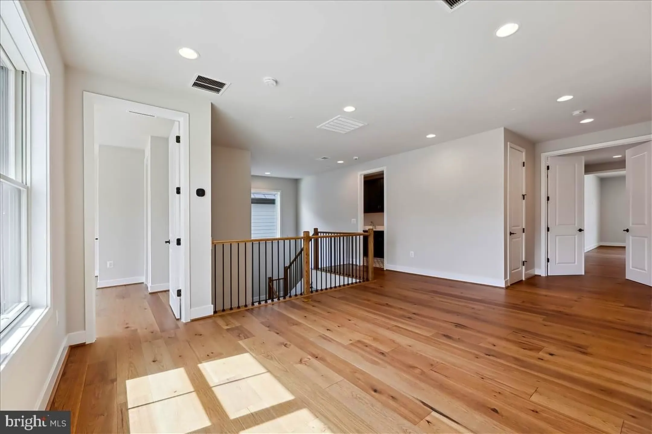 6819 Isabella St - Bethesda, MD