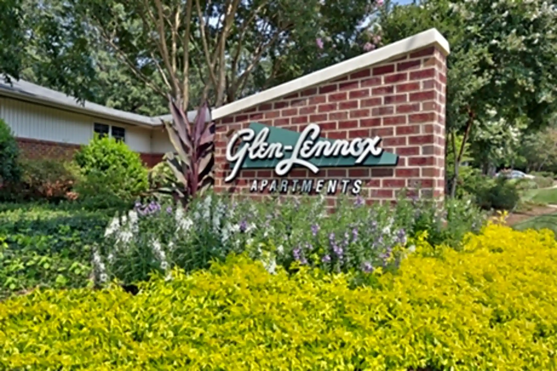 Glen Lennox Apartments Chapel Hill, NC 27517