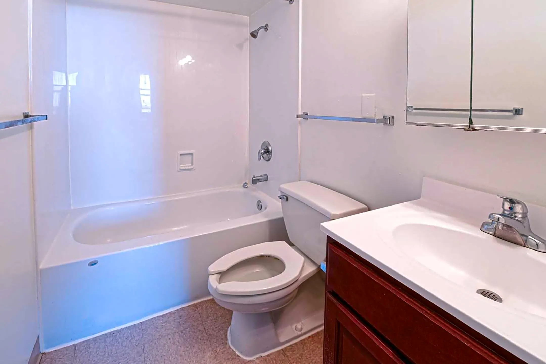 Bathroom - Covenant House Apartments - Toledo, OH
