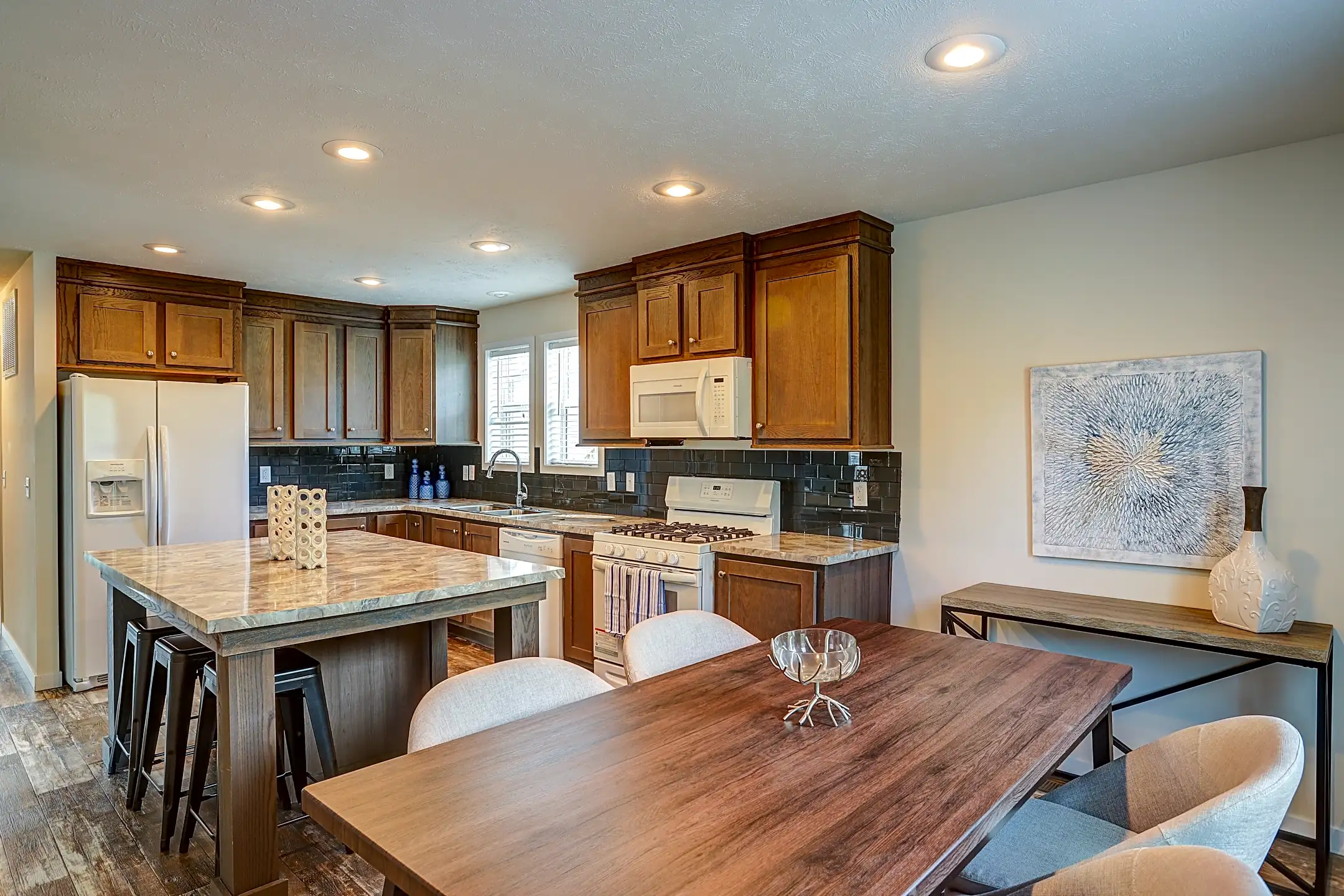 The Reserves 3977 Sherwood Lakes Blvd Jackson, MI Apartments for