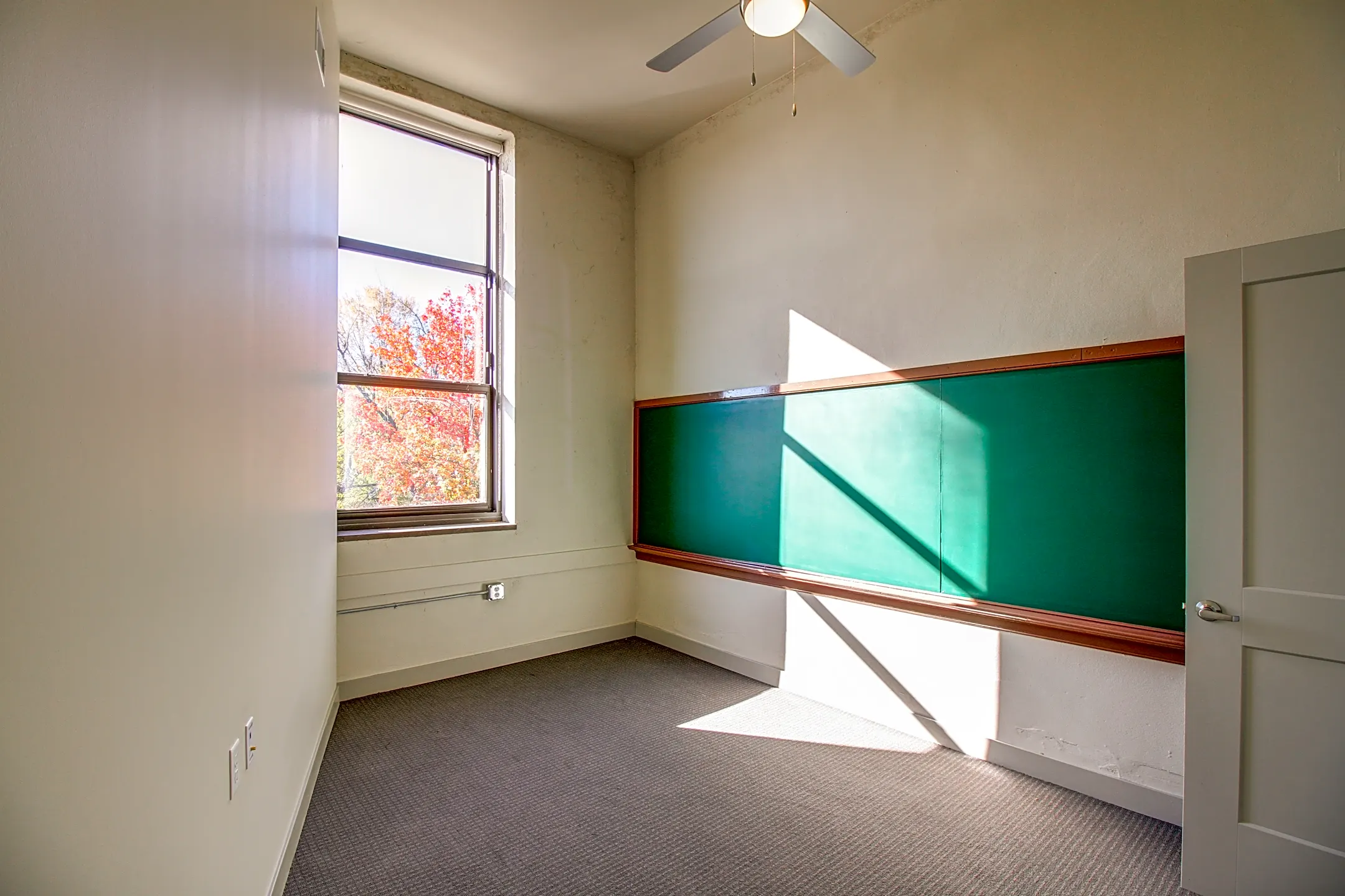 Blenheim School Apartments 2411 East 70th Terrace Kansas City, MO