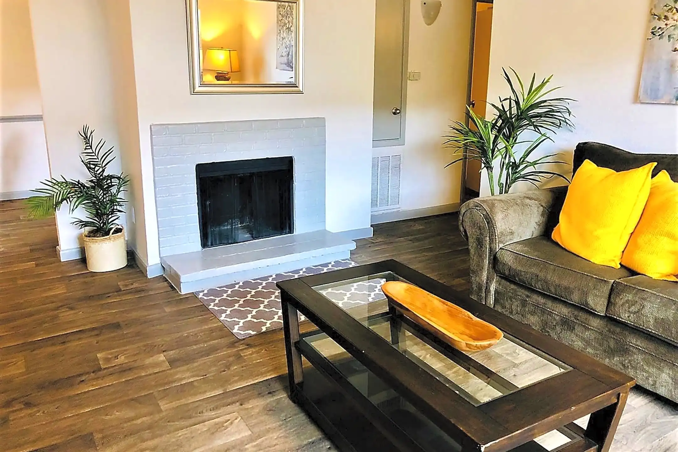 Estates at Westchase Houston, TX 77077