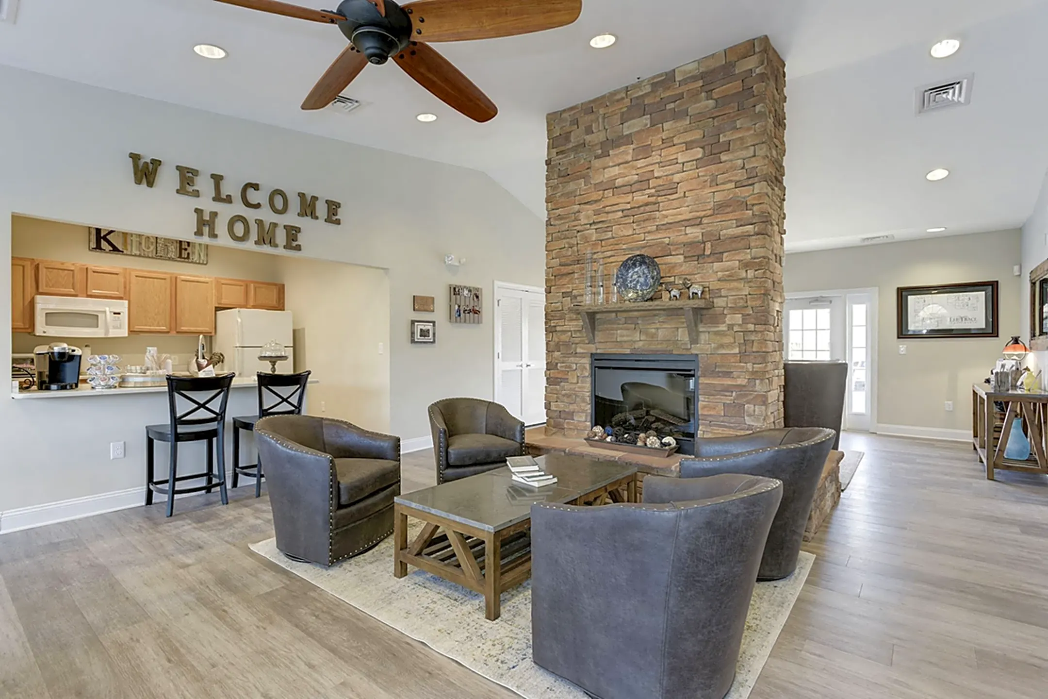 Living Room - Lee Trace - Martinsburg, WV