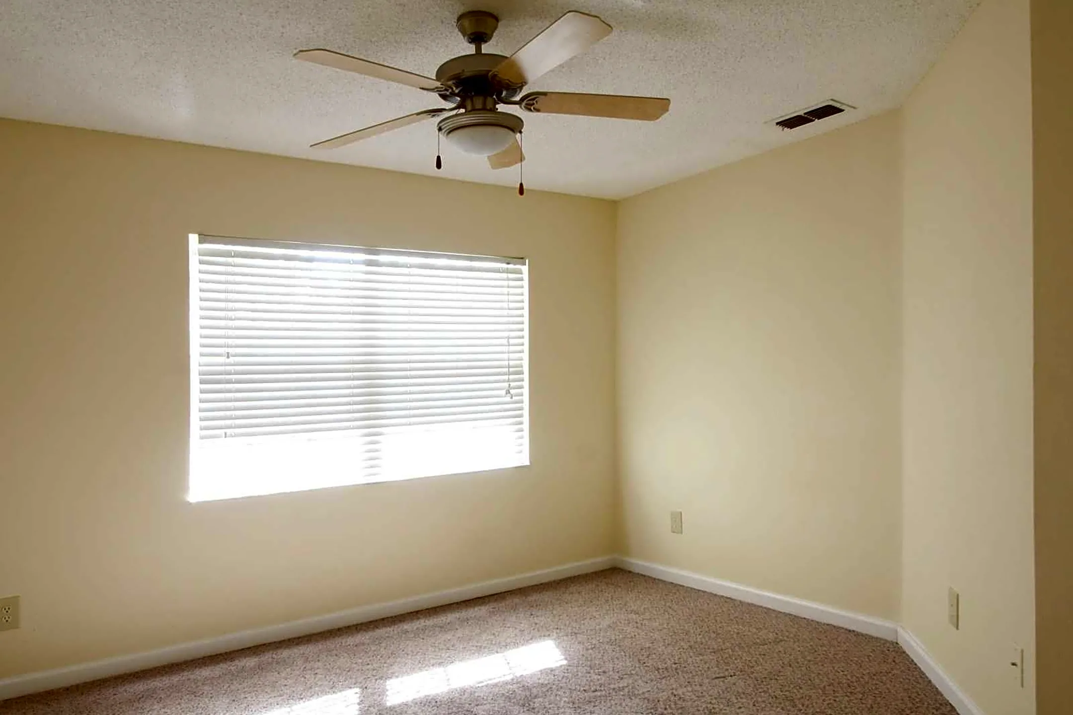 Park At Ashley Place Apartments - New Port Richey, FL 34655