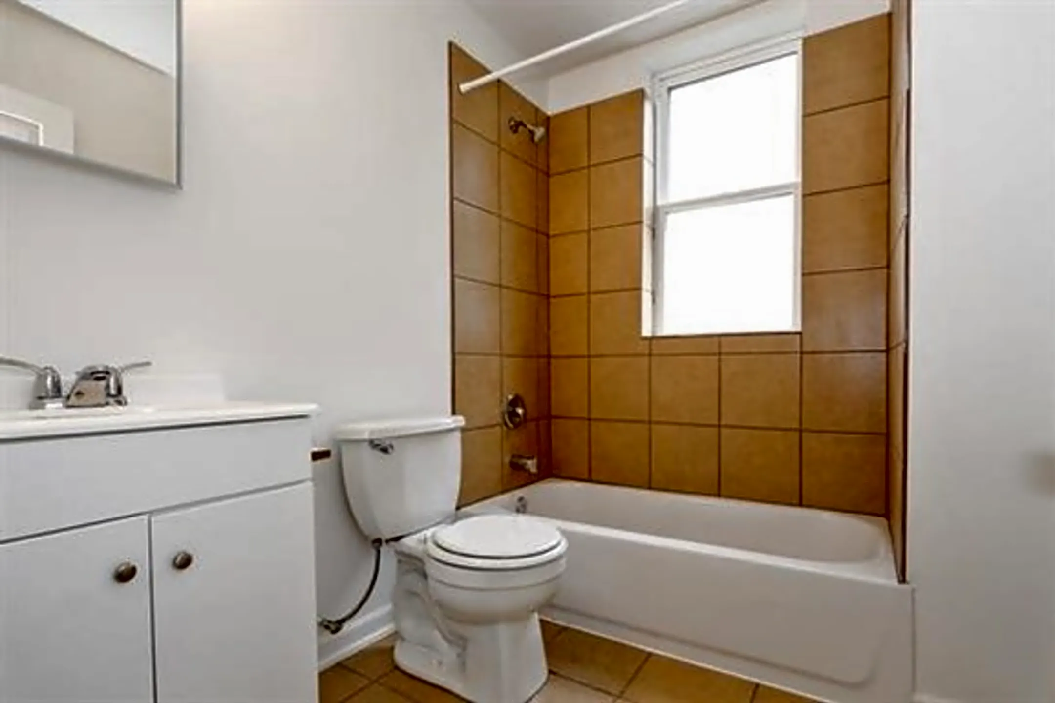 Bathroom - 3405 Fairview - Baltimore, MD