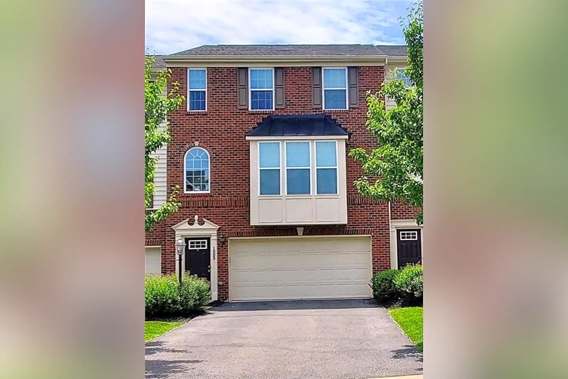 1005 Grey Fox Cir Bridgeville, PA Houses for Rent Rent.