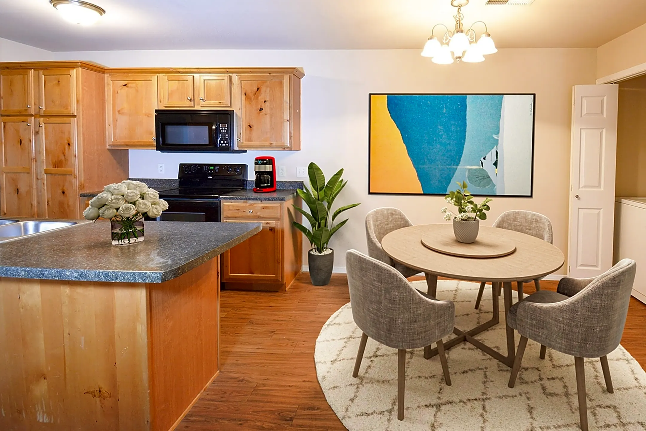 Palm Village Apartments 2861 S Nettleton Ave Springfield, MO