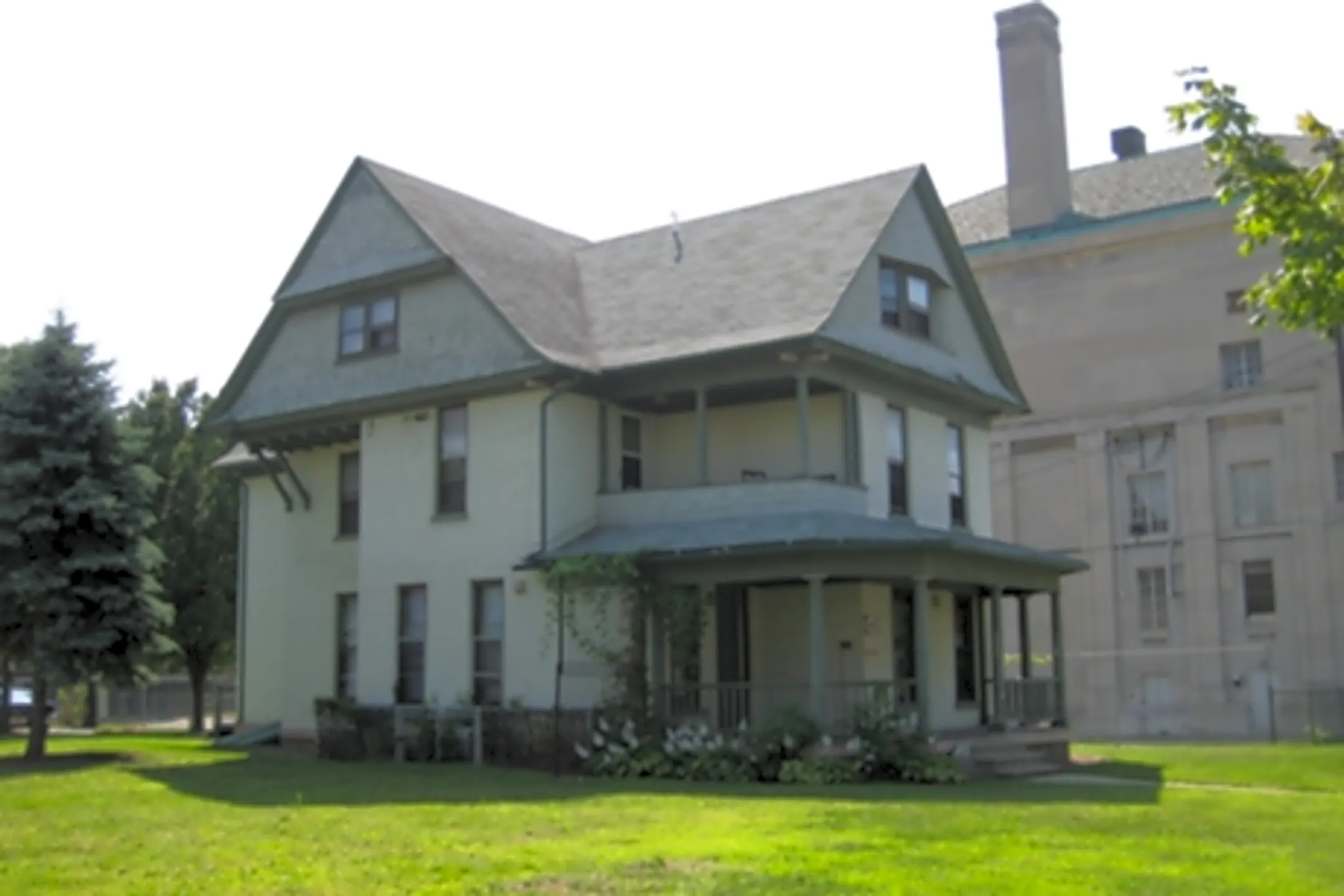 Historic Bancroft Apartments 425 West Bancroft Suite 4 Toledo, OH