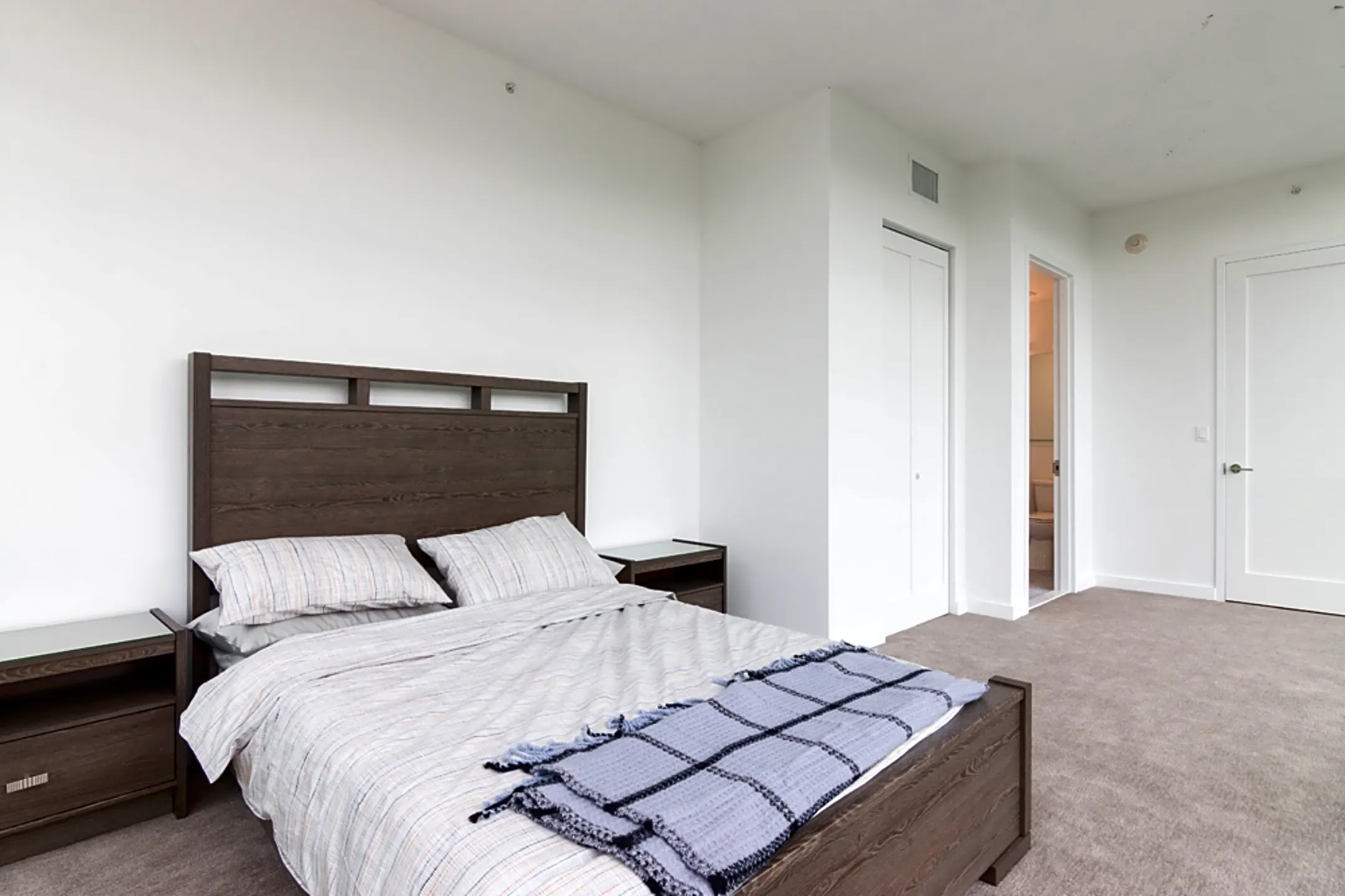 Glasshouse 250 250 South Central Avenue Hartsdale, NY Apartments