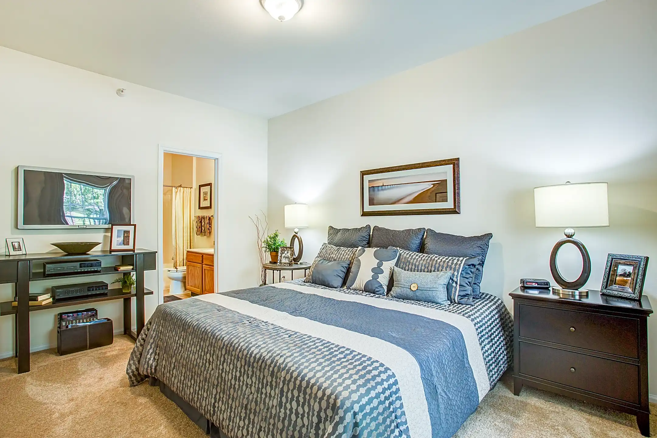 Carriage Place Apartments Grover, MO 63040