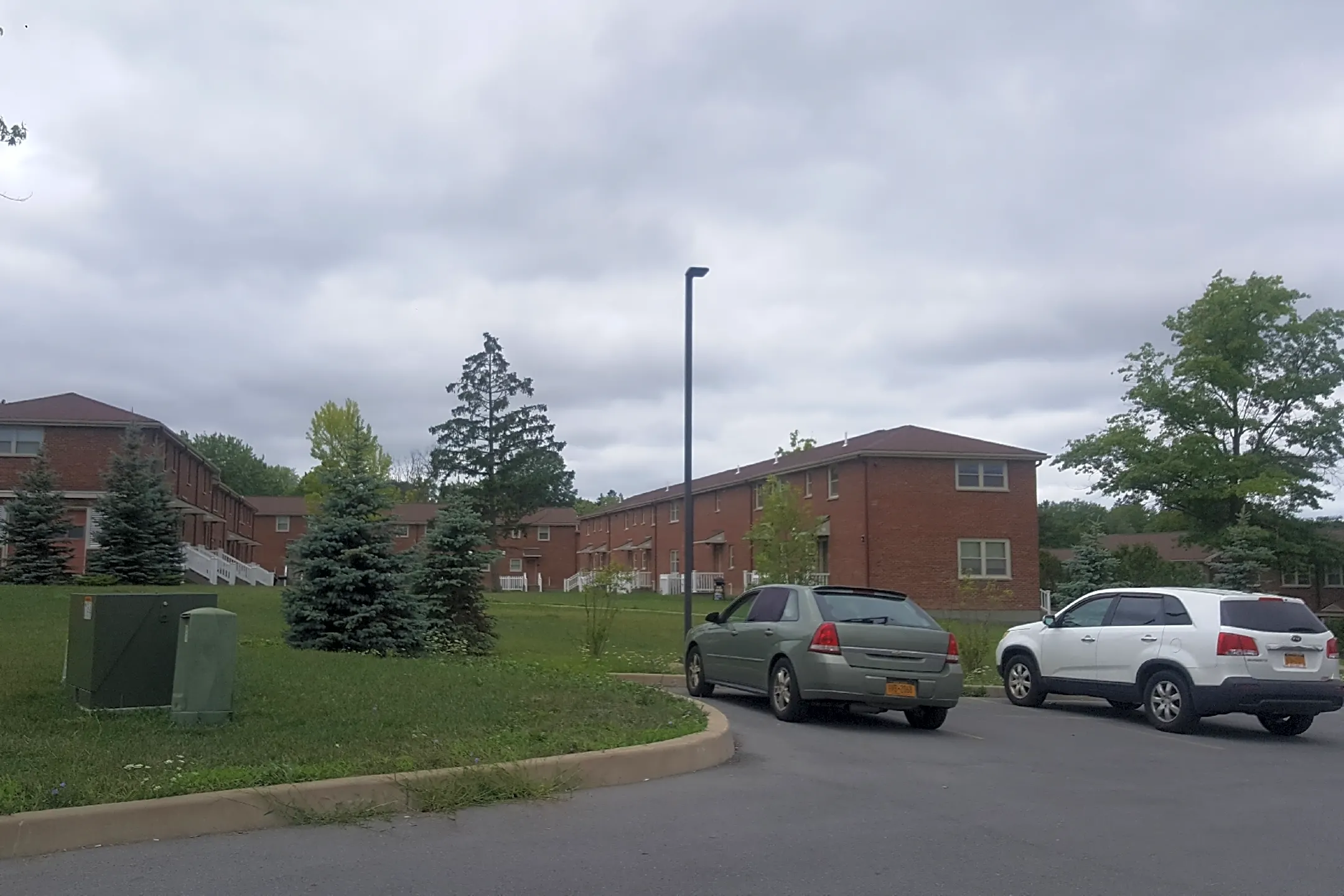 hamilton-homes-96-hamilton-st-oswego-ny-apartments-for-rent-rent