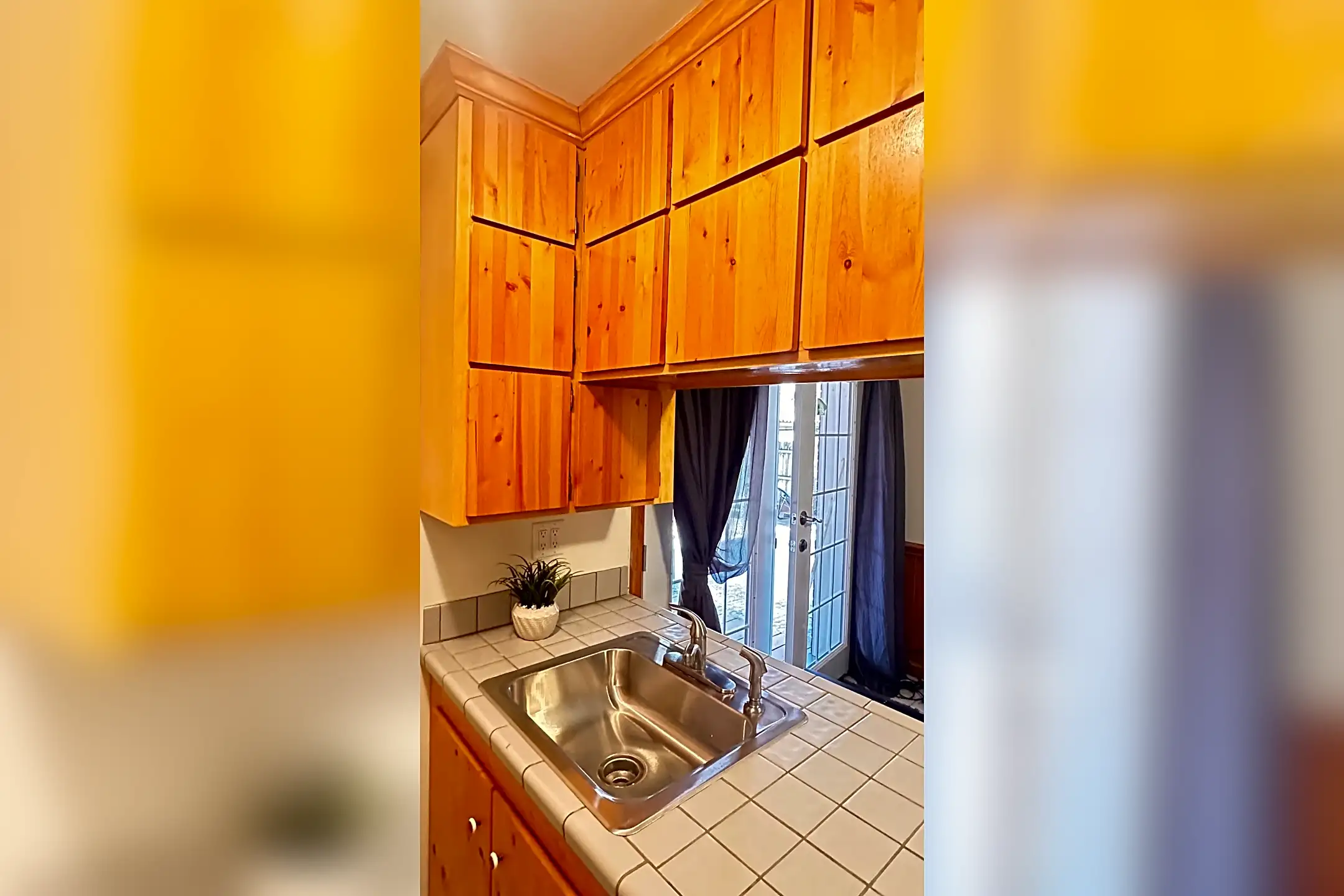 14885 Lambeth Square 14885 Lambeth Square unit Basement Centreville