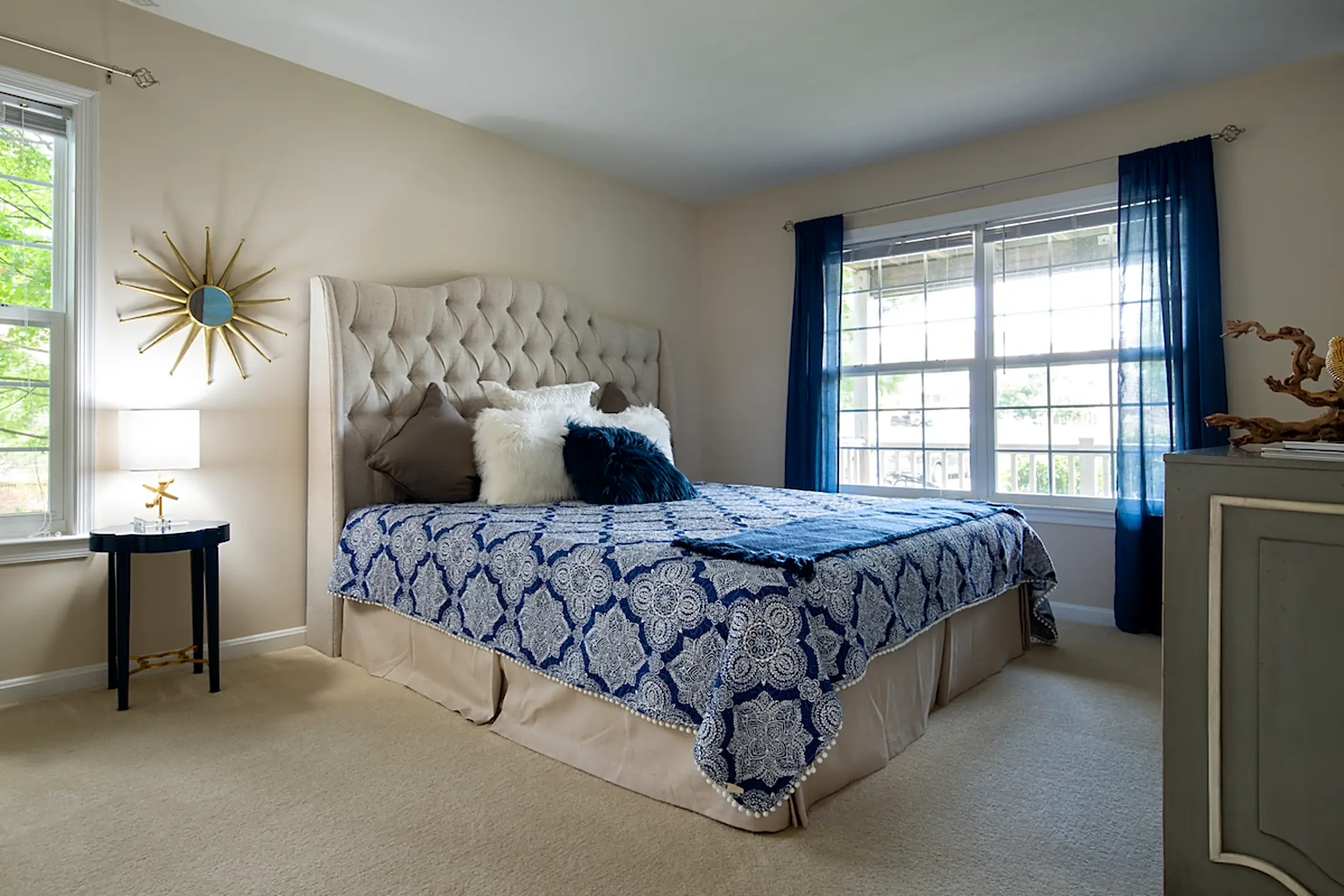 The Elms at Kingstowne 6008 Rock Cliff Ln Alexandria, VA Apartments