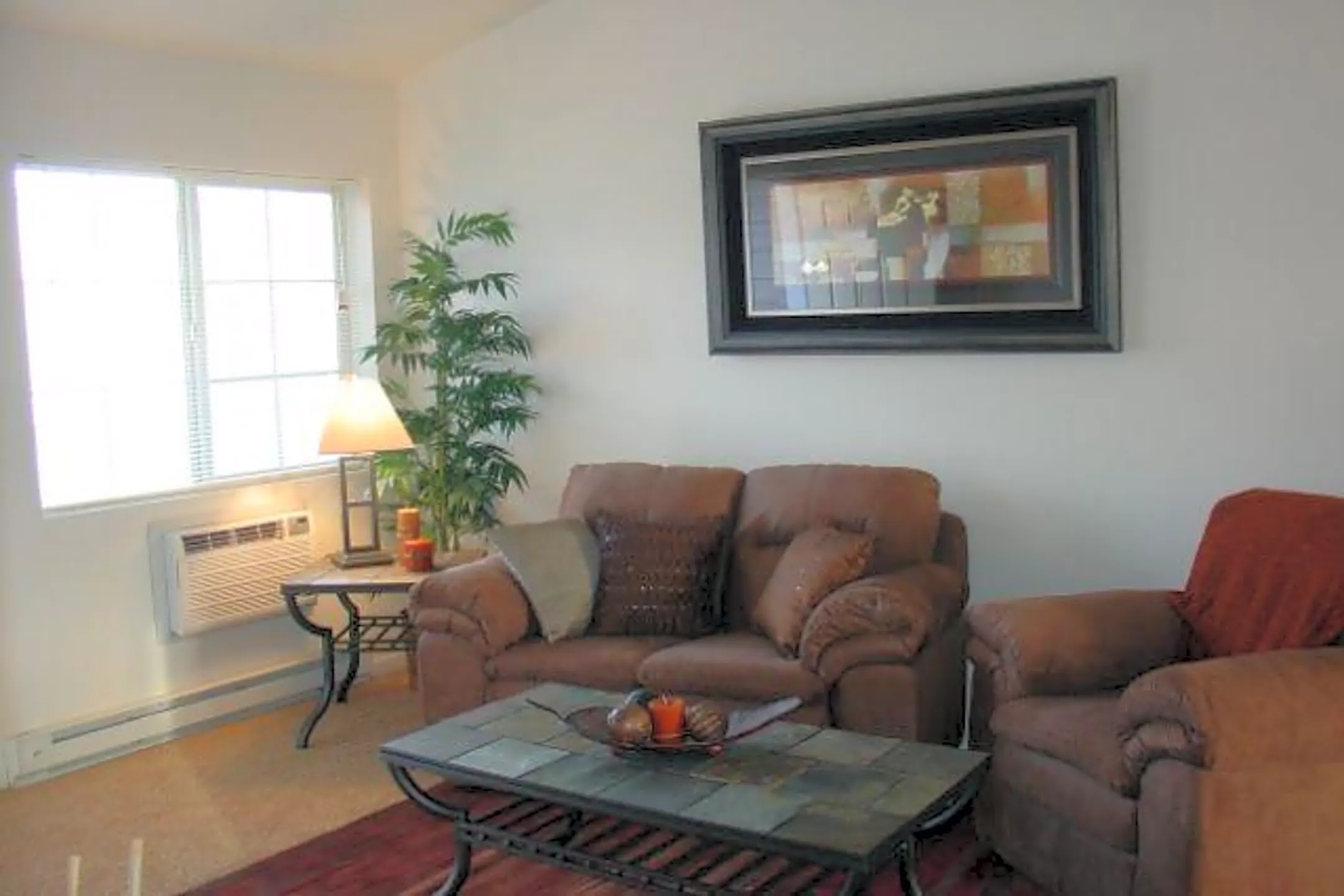 Living Room - 531 Pemberton Ln - Billings, MT