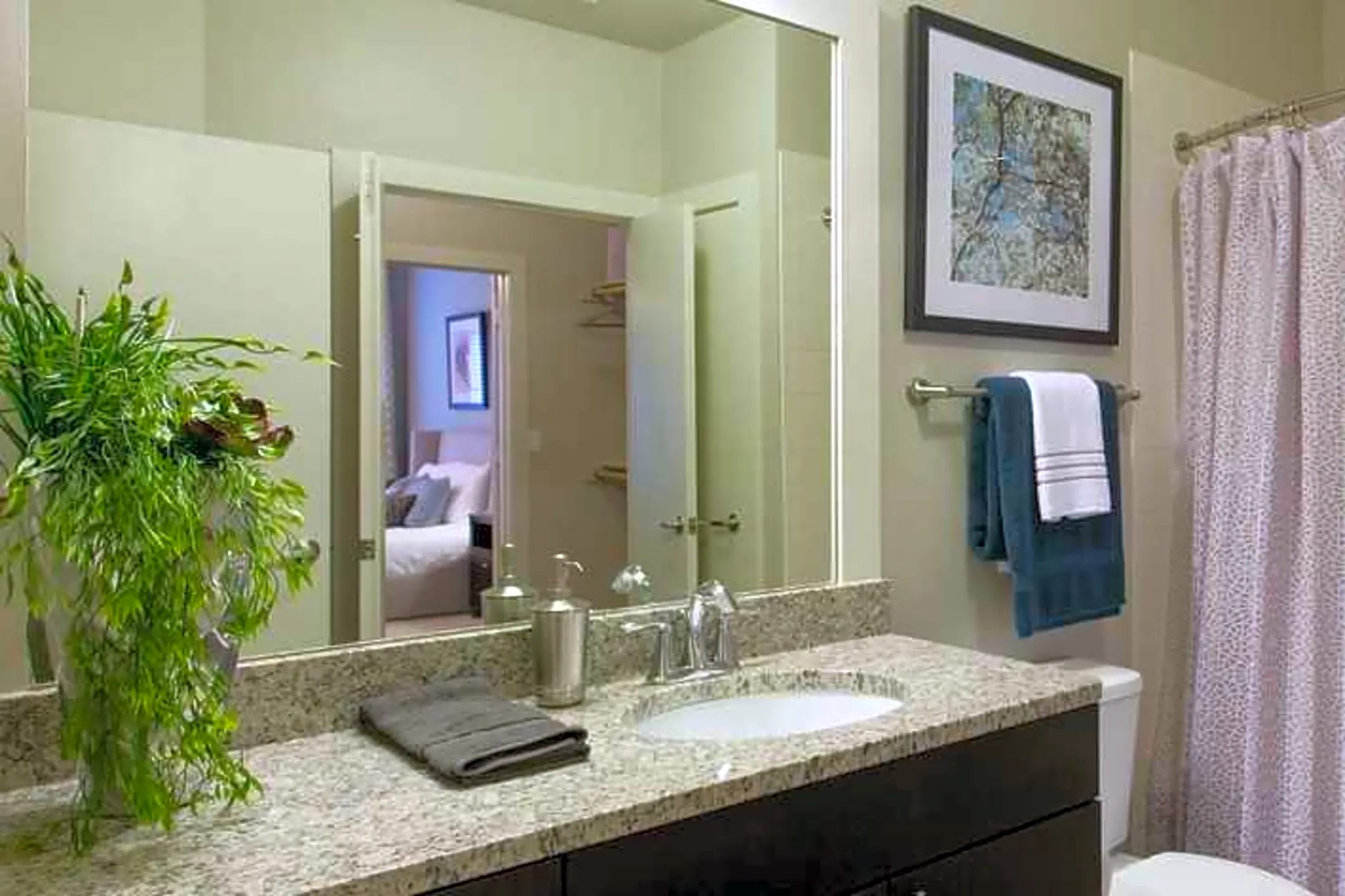 Bathroom - Promesa - Austin, TX