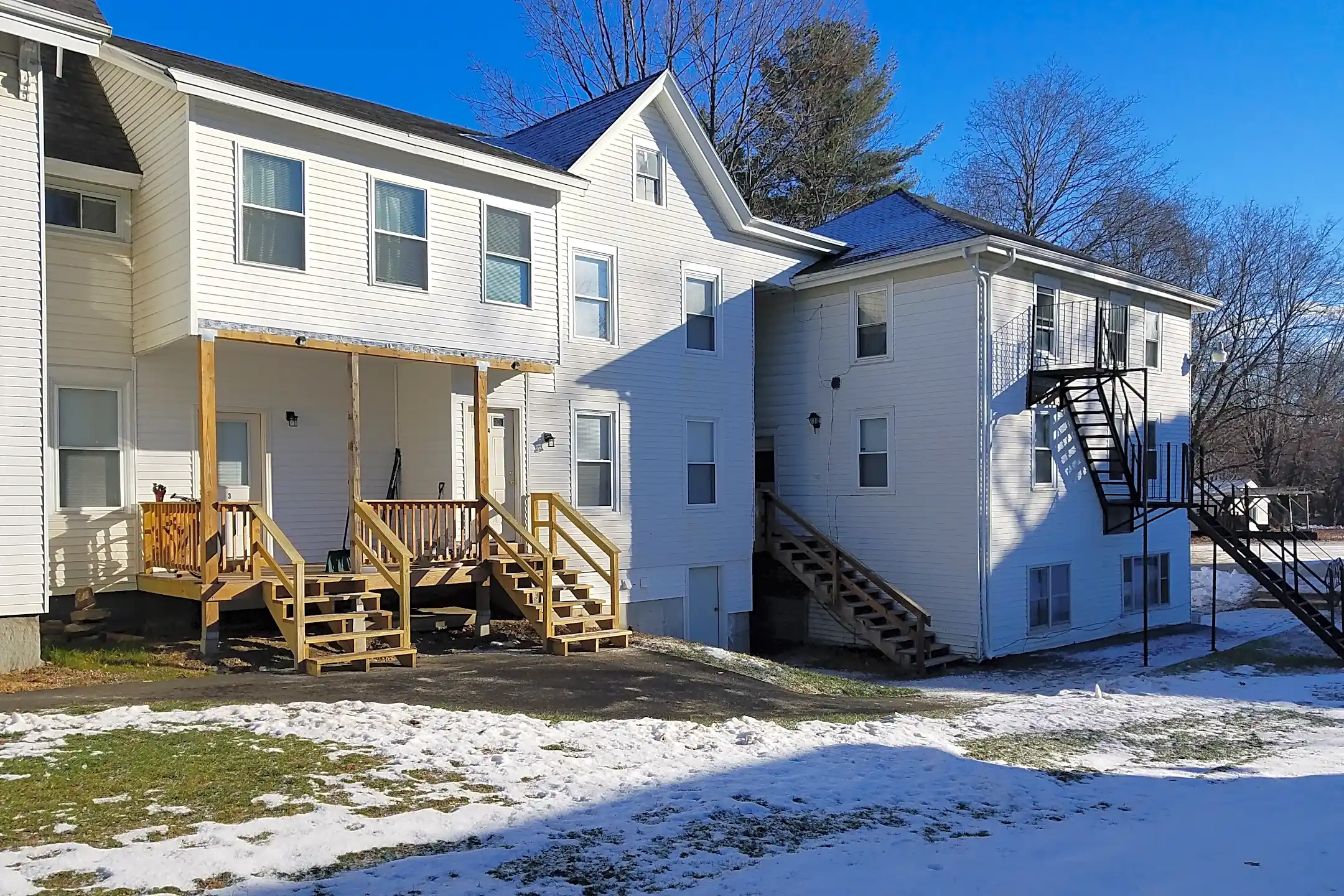 148 Brunswick Ave Apartments Gardiner, ME 04345