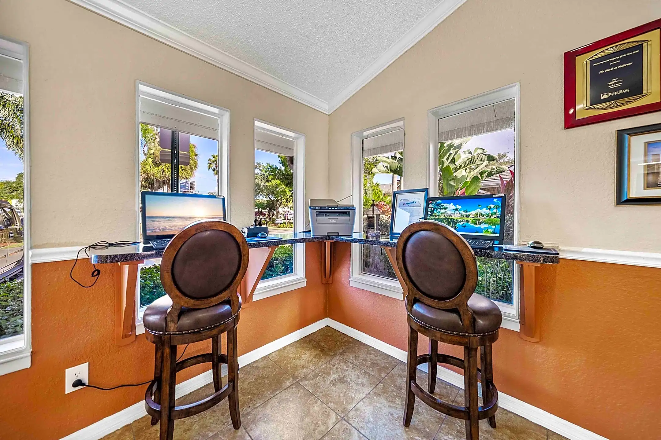 Dining Room - The Park at Palermo - Tampa, FL