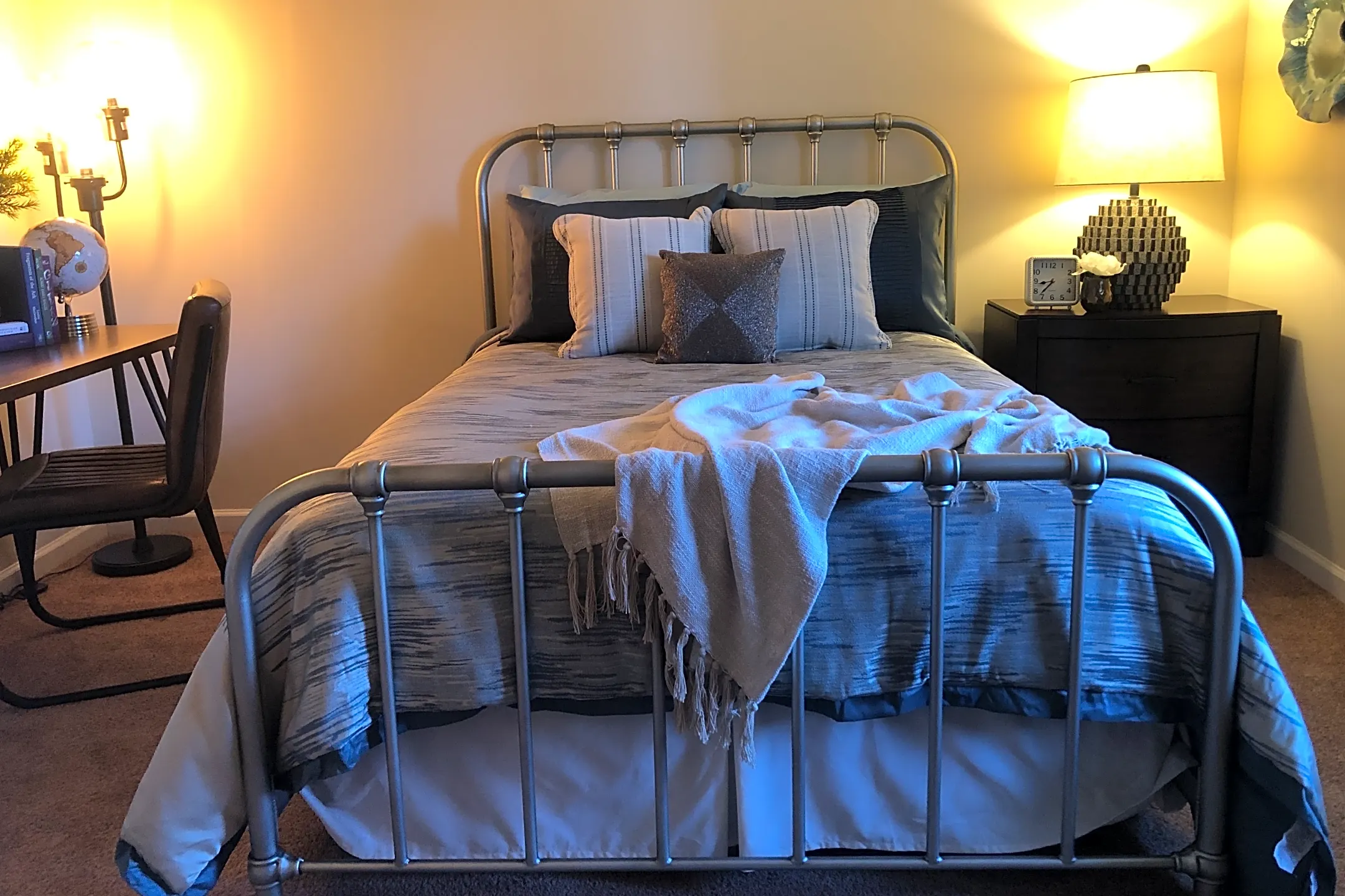 Bedroom - The Villas of Castleton - Marietta, PA