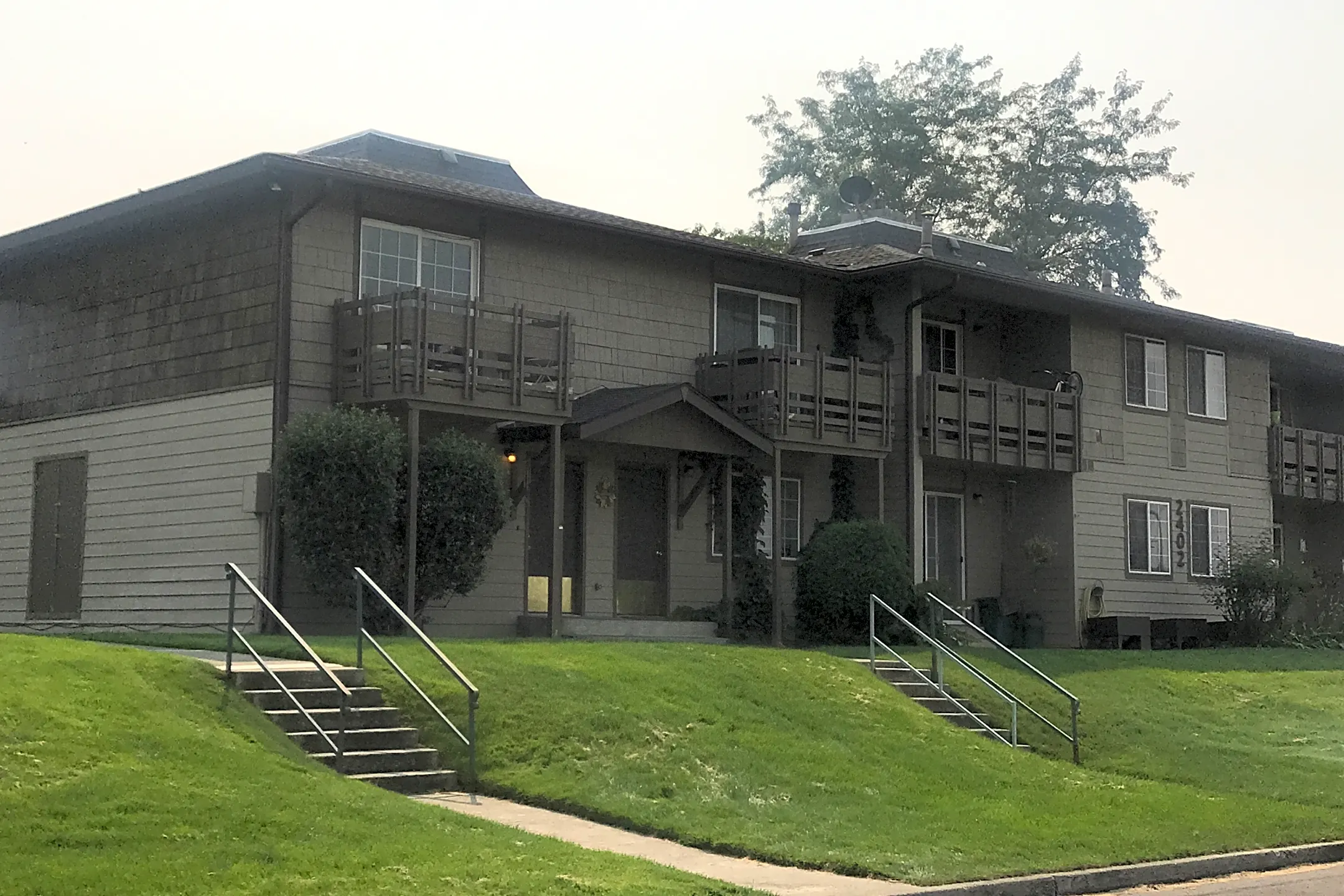 La Villa Riviera Apartments 2512 E South Riverton Ave Spokane, WA Apartments for Rent Rent.