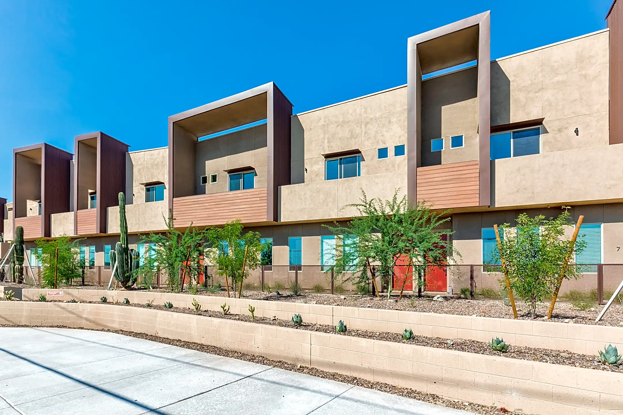 Viceroy Luxury Townhomes 2336 East Utopia Road Phoenix, AZ Apartments for Rent Rent.