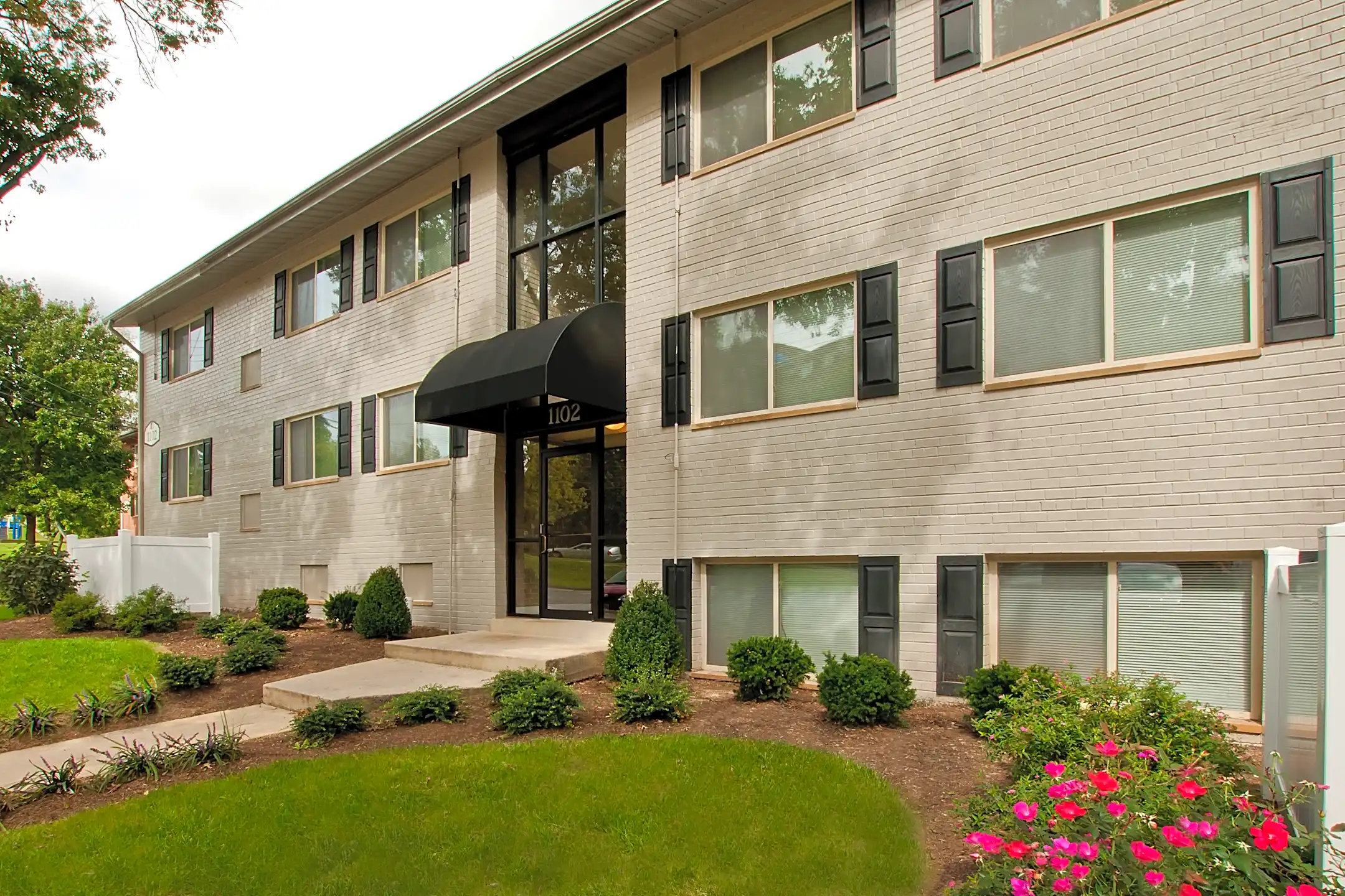 The Milano 1002 Kennebec St Oxon Hill, MD Apartments for Rent Rent.