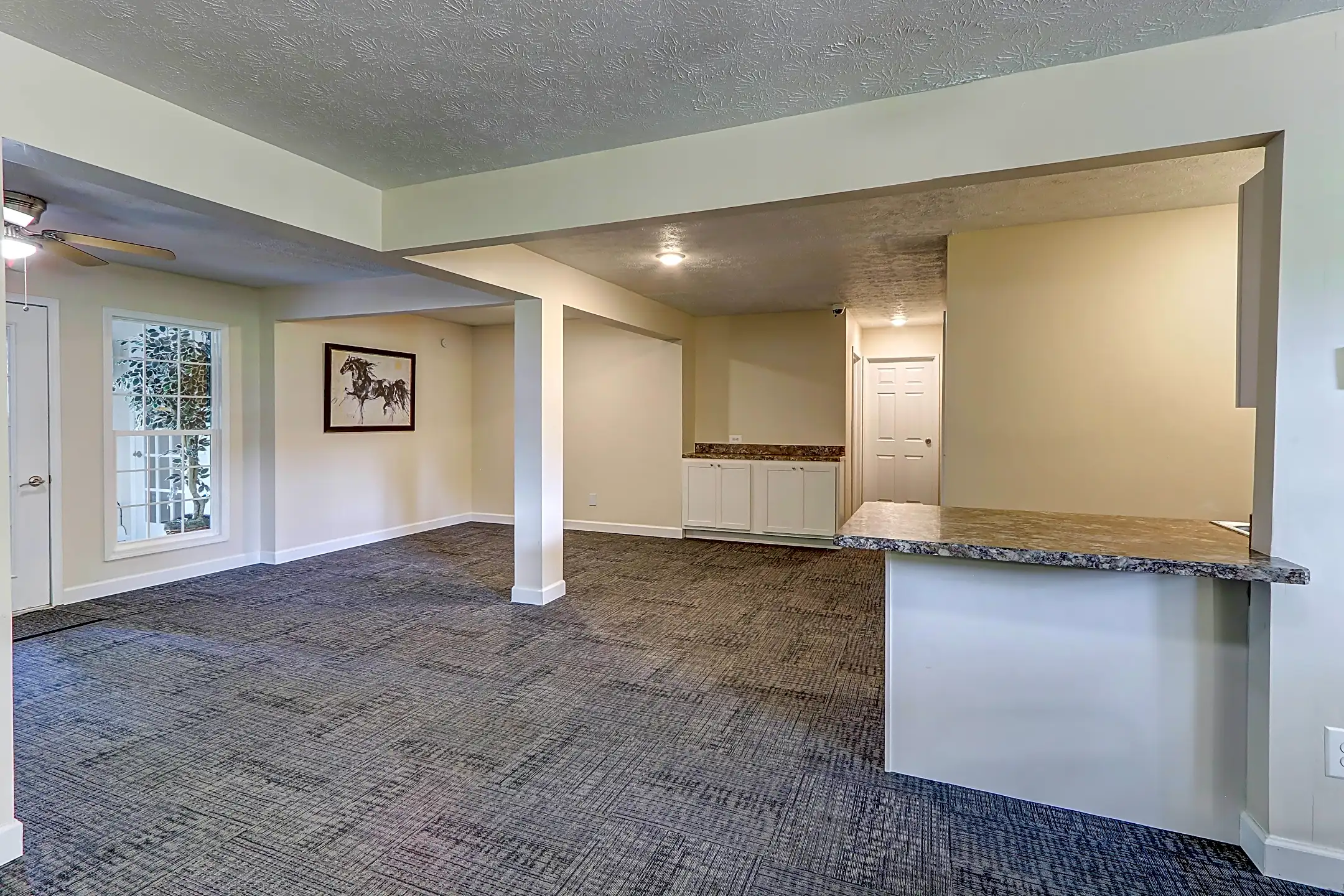 Eastwood Arms Apartments Niles, OH 44446