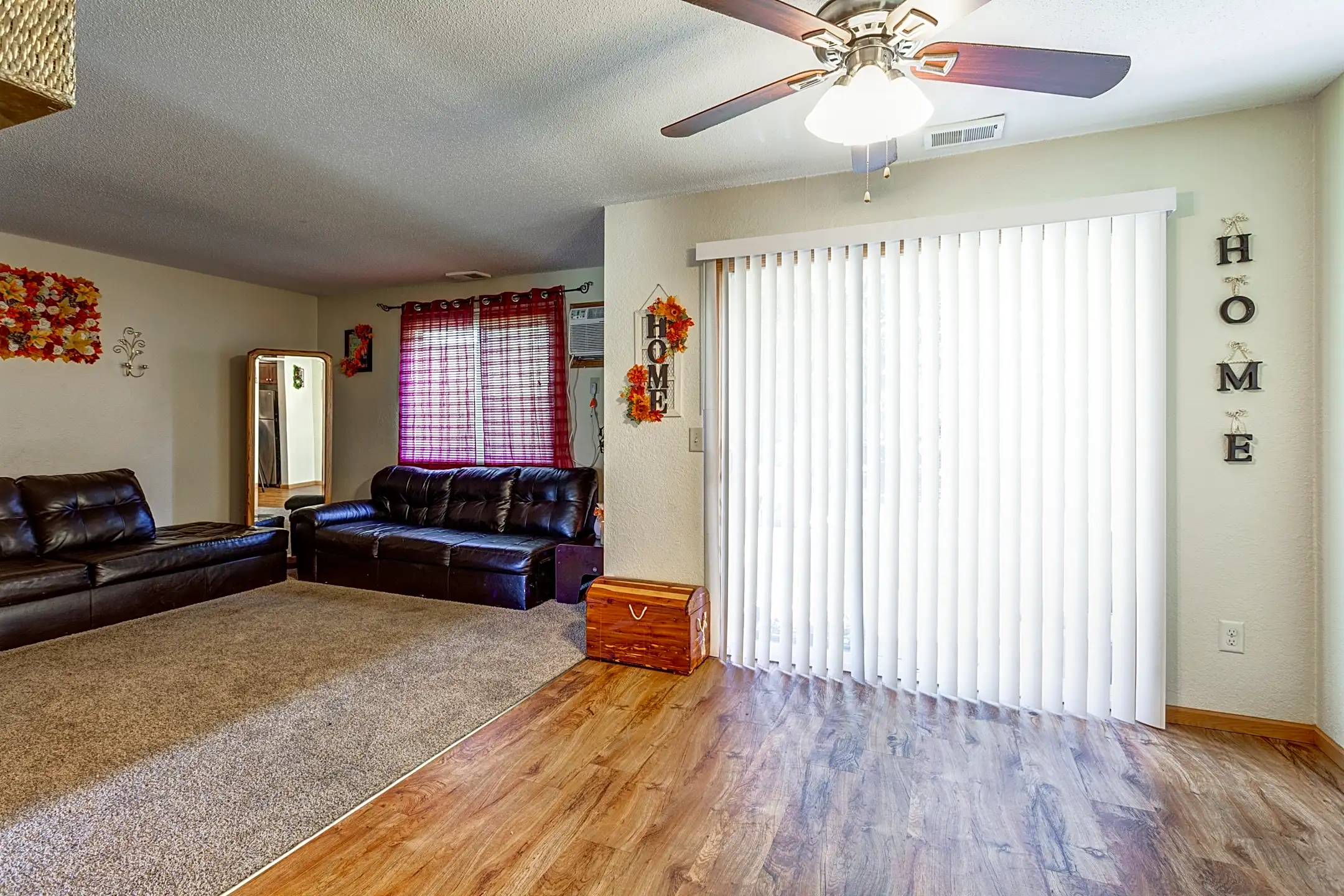 Victoria Townhomes 6813 Grimes Pl N Brooklyn Center, MN Townhomes