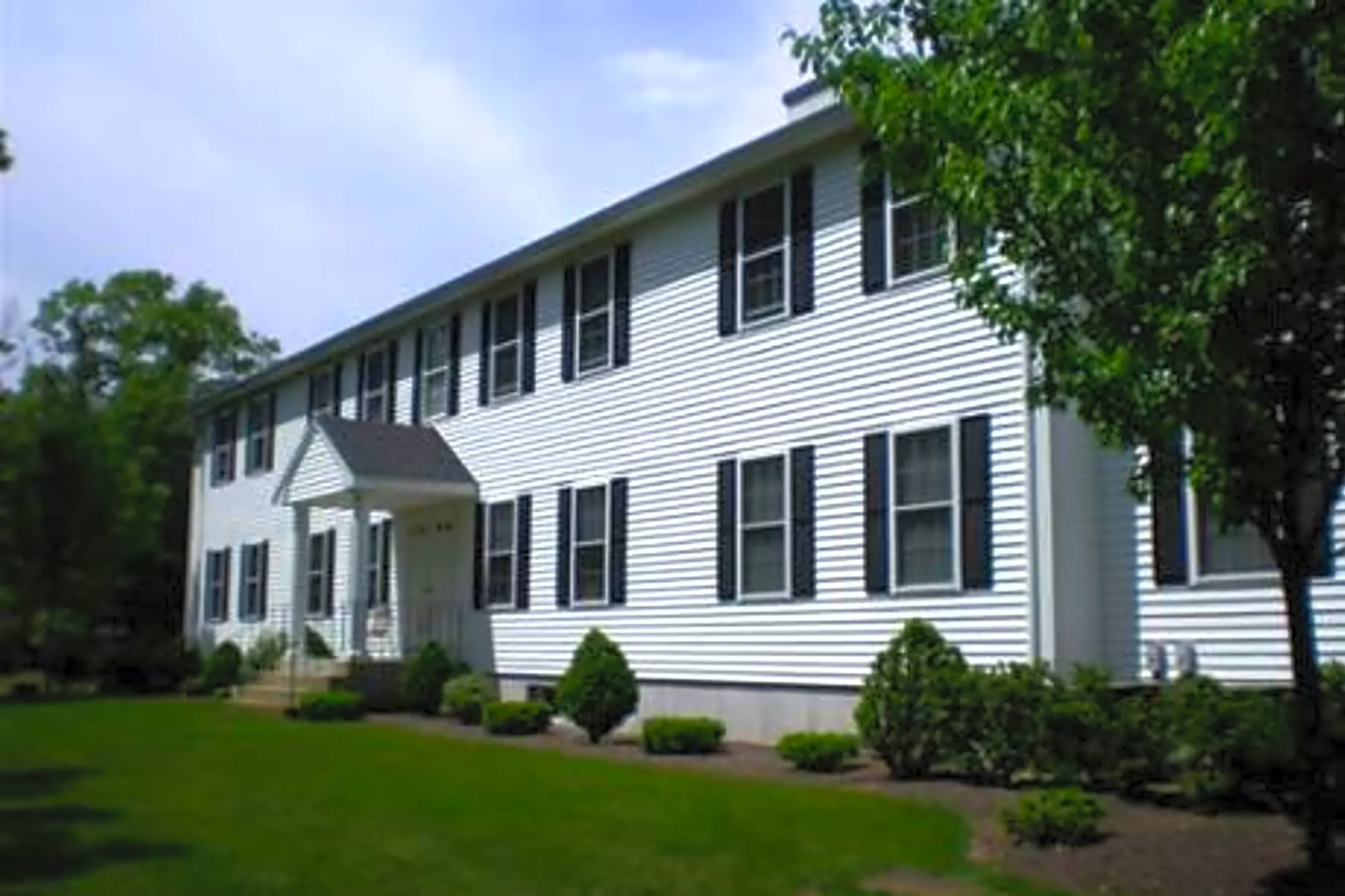 Raynham Apartment Rentals