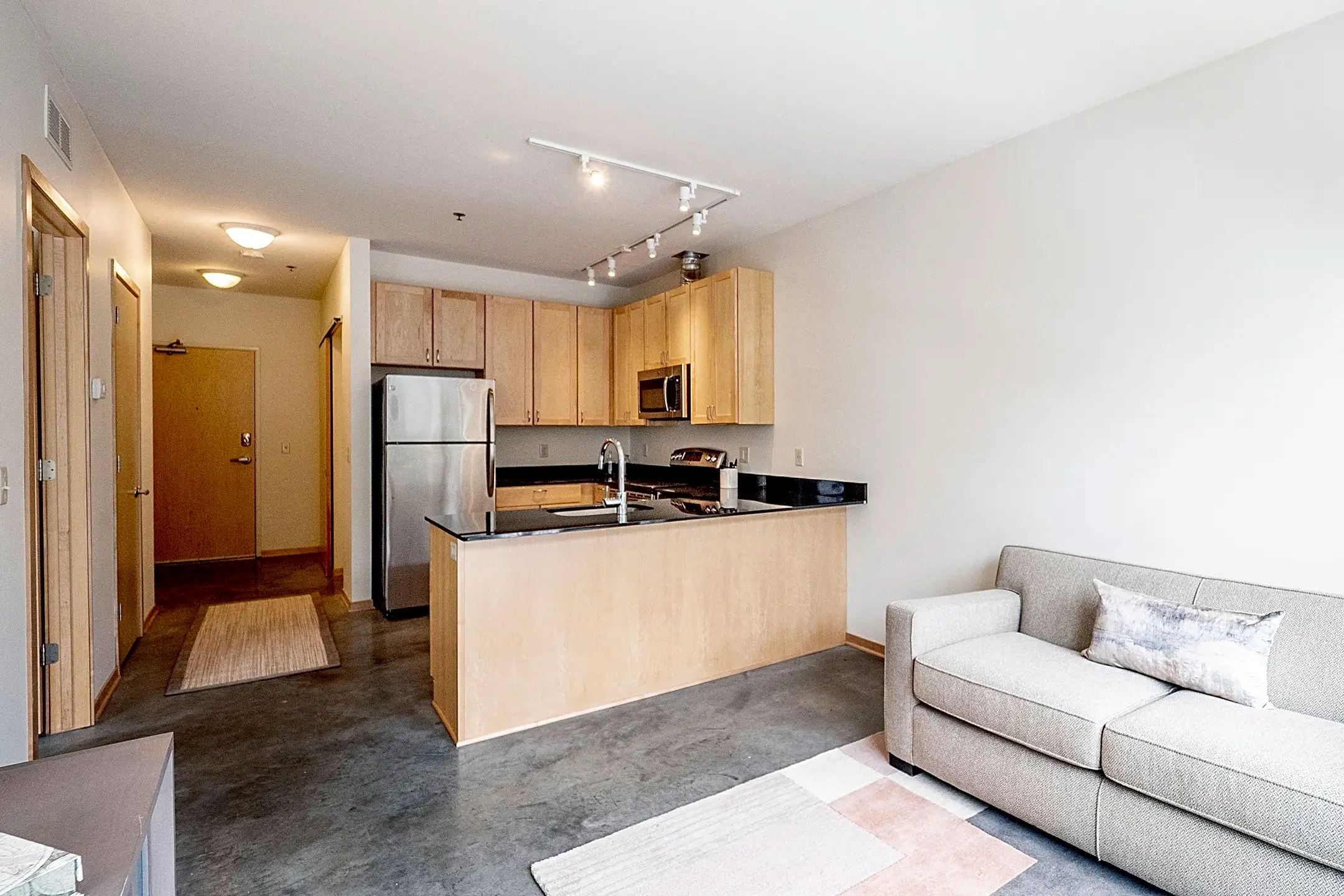 7 West Apartments Minneapolis, MN 55454