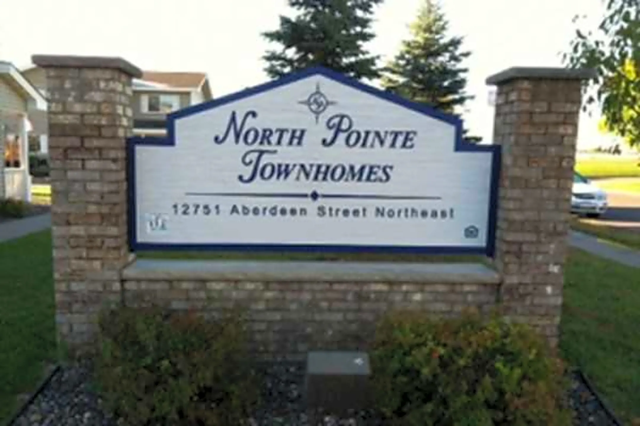 North Pointe Townhomes - Minneapolis, MN 55449 