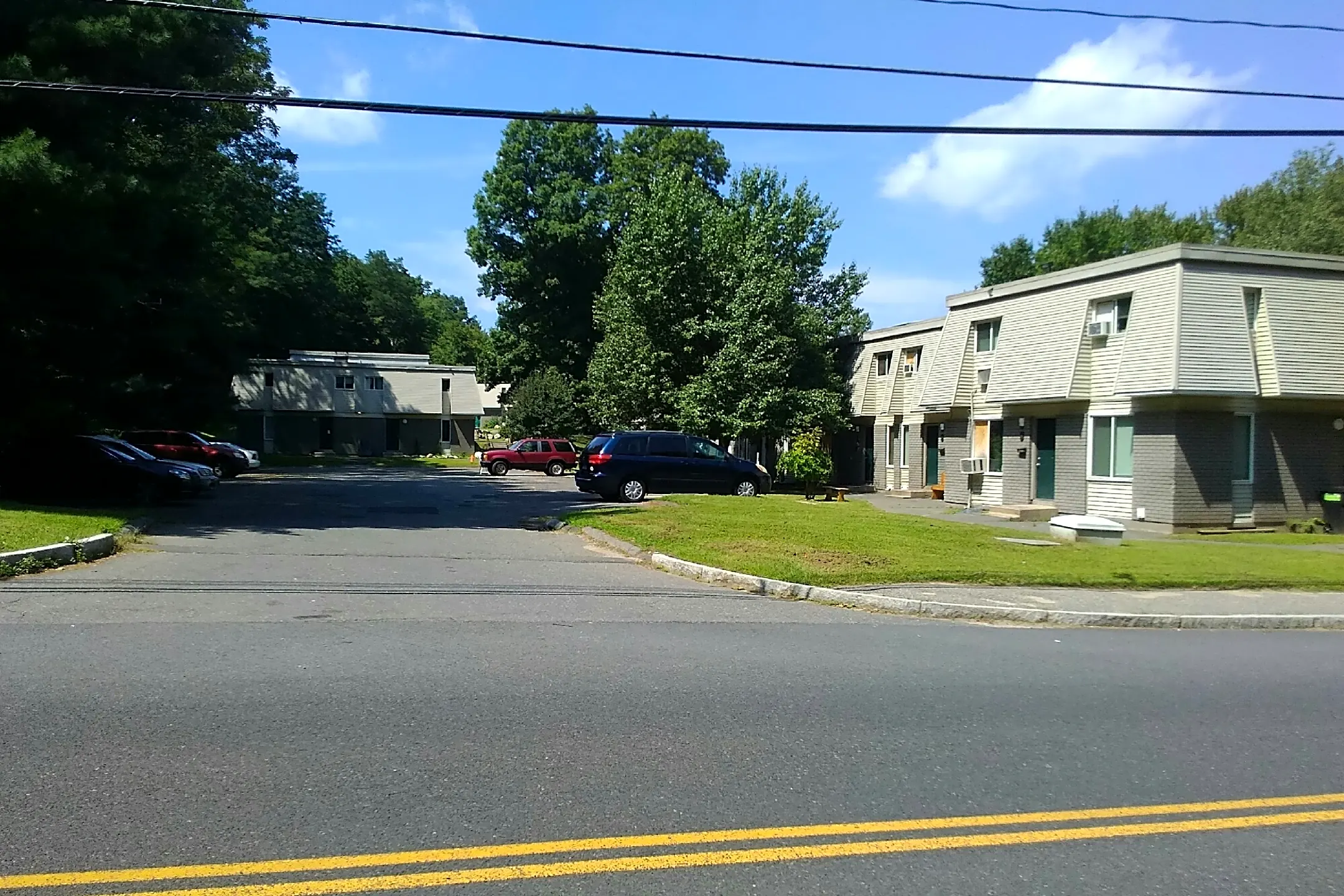 Austin Heights - 256 Austin Rd | Waterbury, CT Apartments for Rent | Rent.