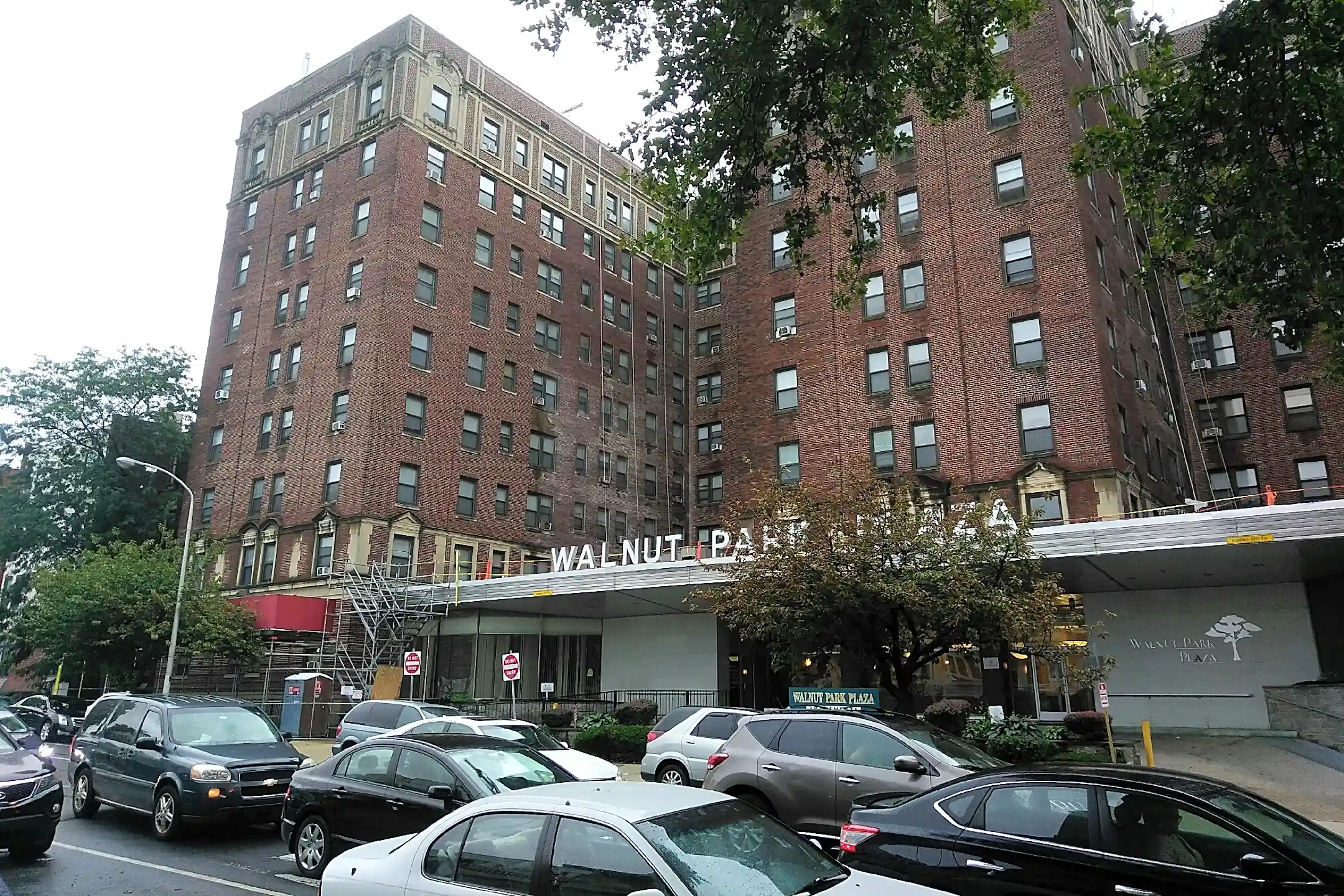 Walnut Park Plaza Apartments