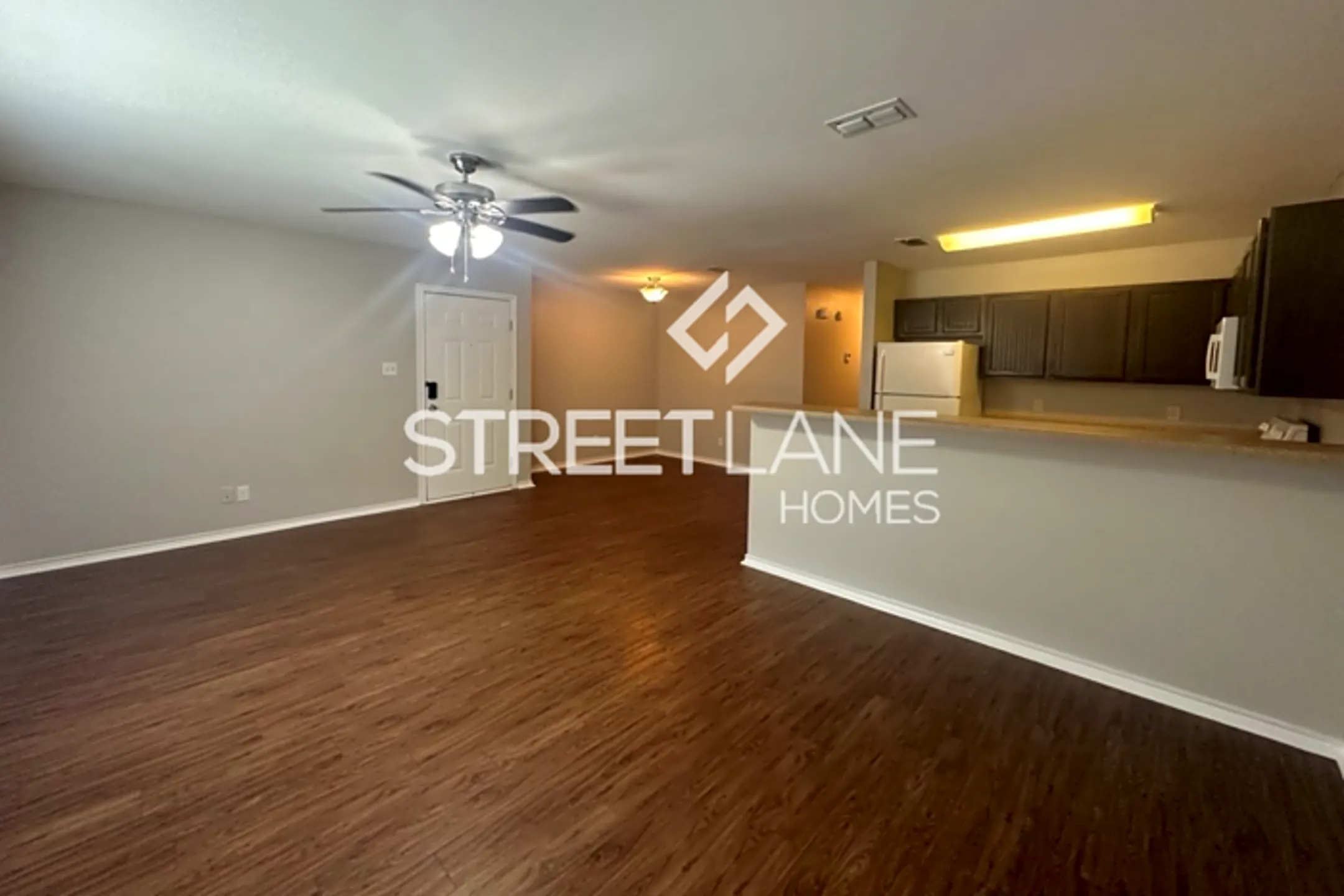 336 N Pecan St Apartments Nash, TX 75569