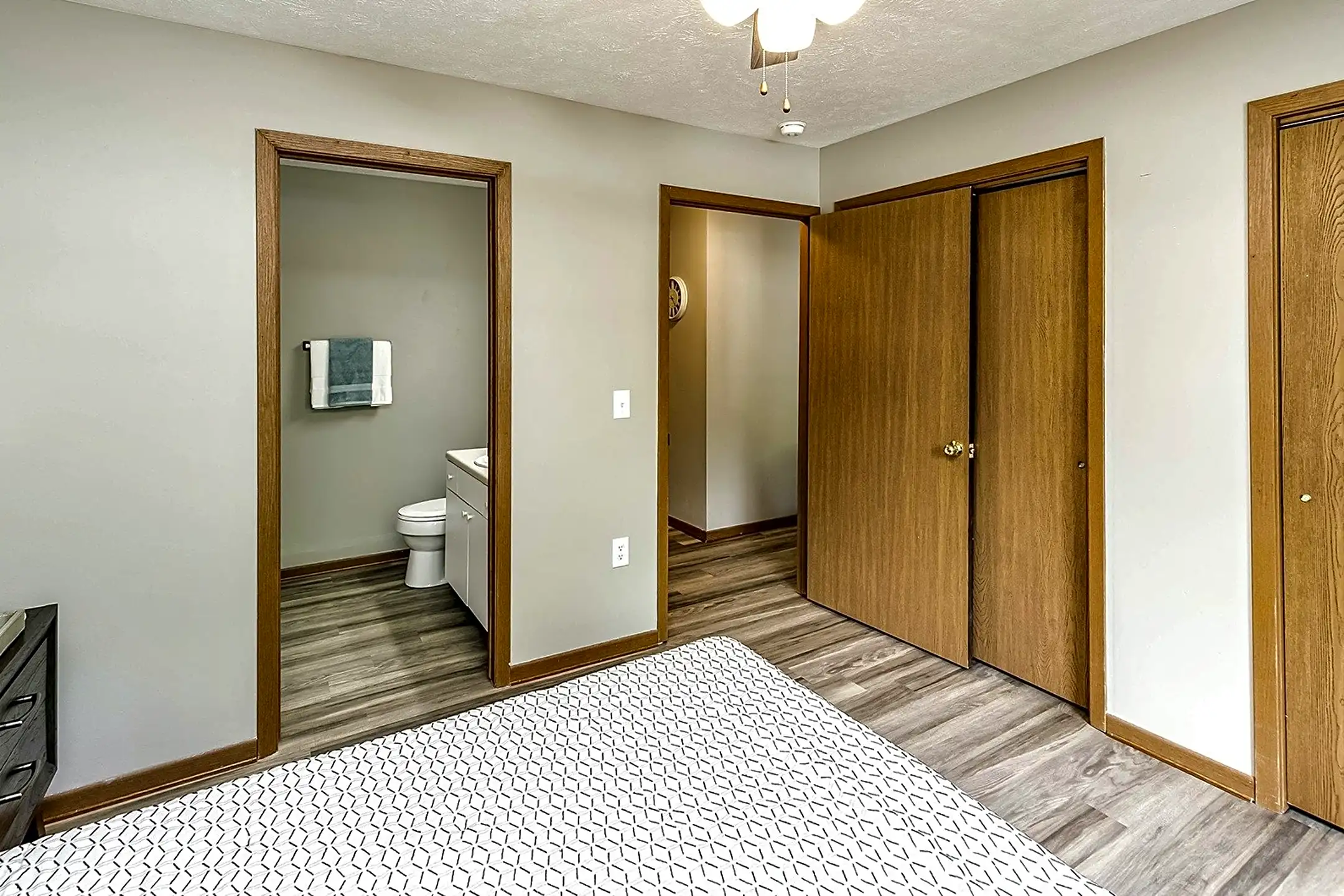 Flatwater Apartments La Vista, NE 68128