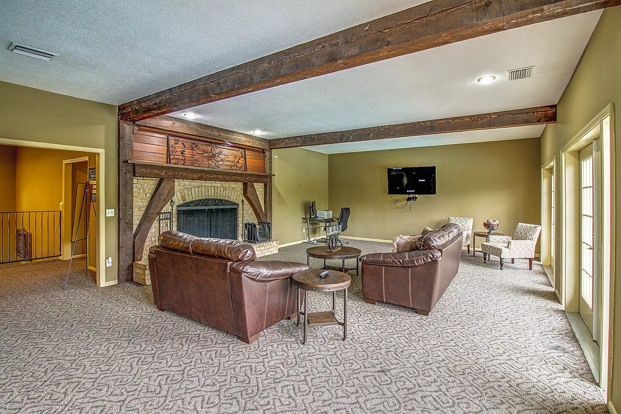 Louisburg Square Apartments & Townhomes 9301 Santa Fe Ln Overland