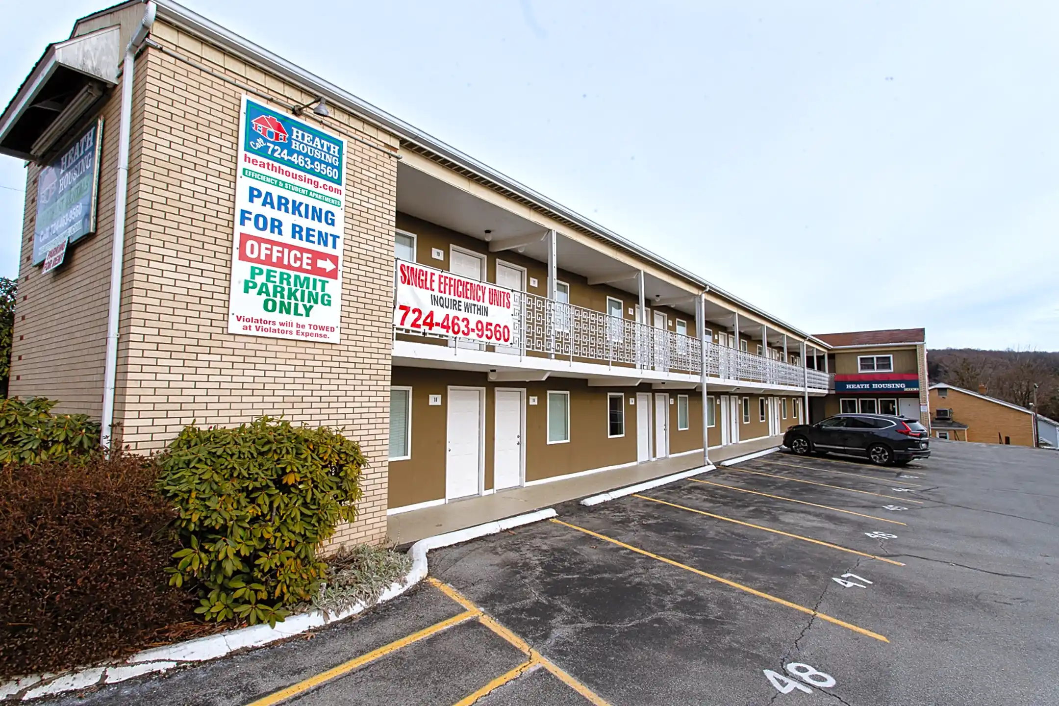 886 Wayne Ave Apartments Indiana, PA 15701