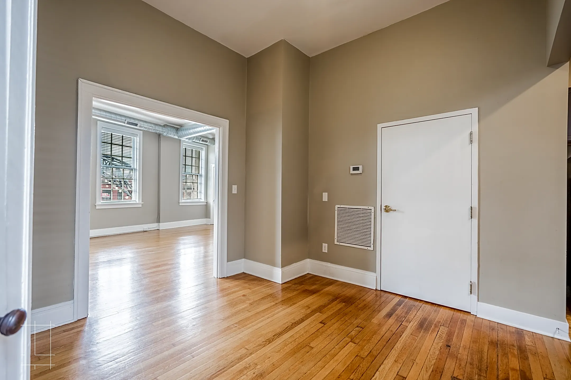 Lykens Companies Apartments Columbus, OH 43201