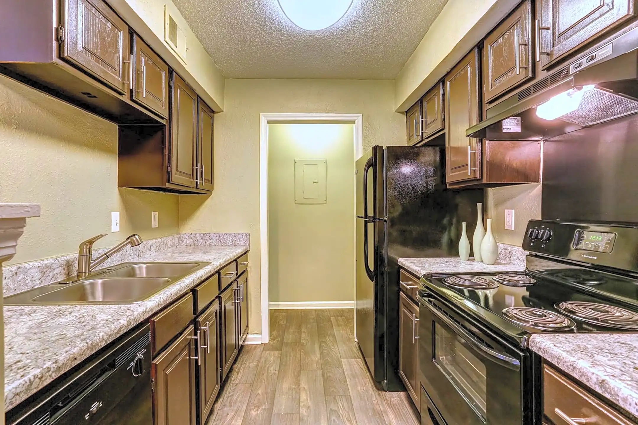 Williamsburg 1 Williamsburg Dr Hendersonville, TN Apartments for