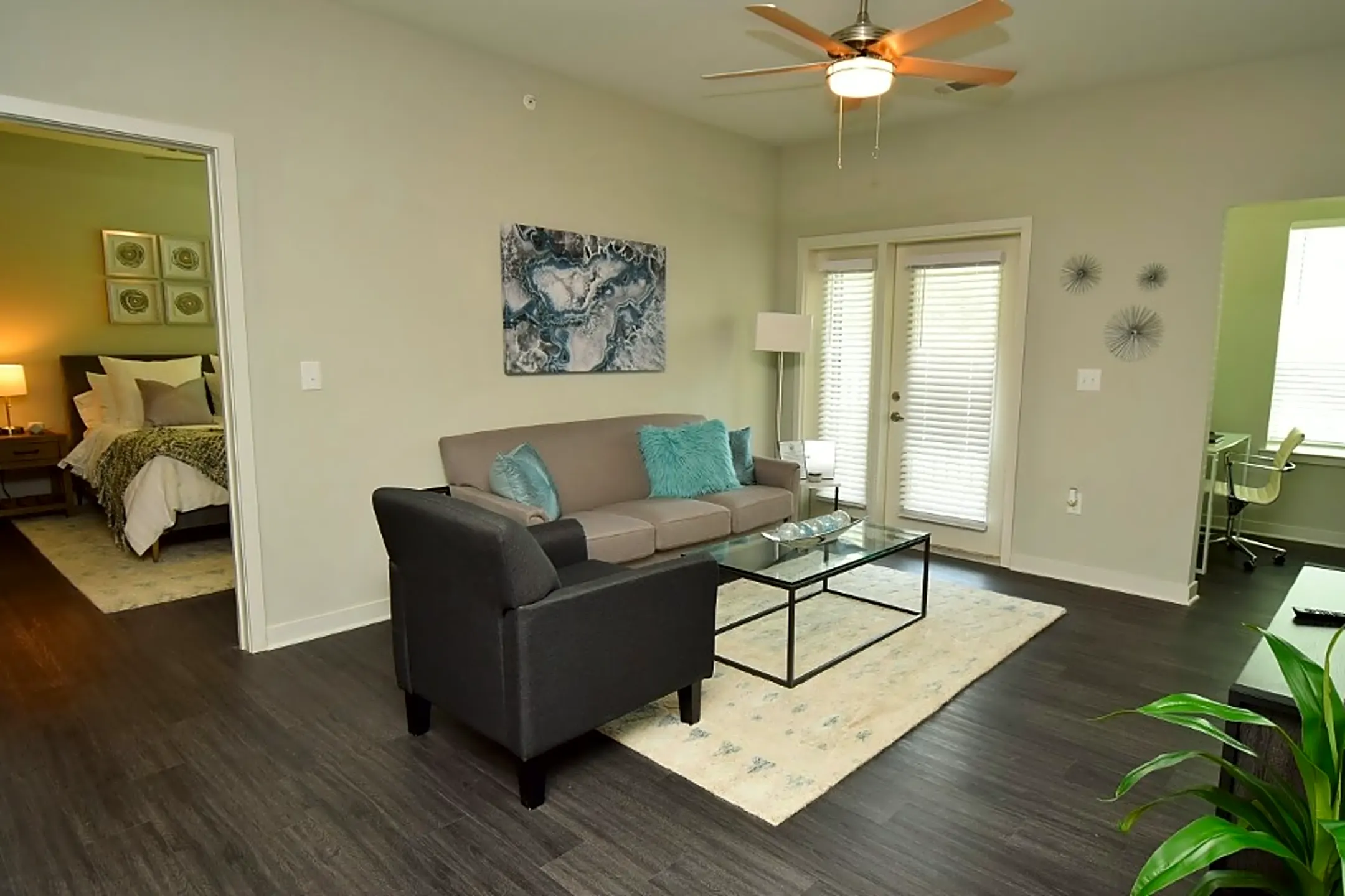 Villa Westlake Westlake, LA 70669